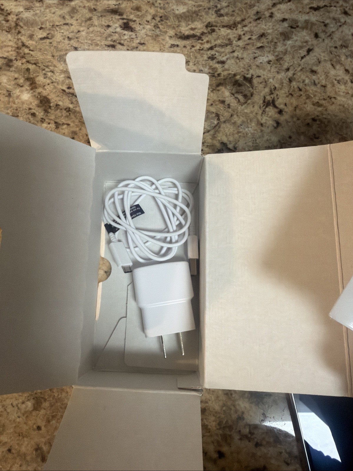 Samsung Galaxy J3 6 V (Verizon) – Untested