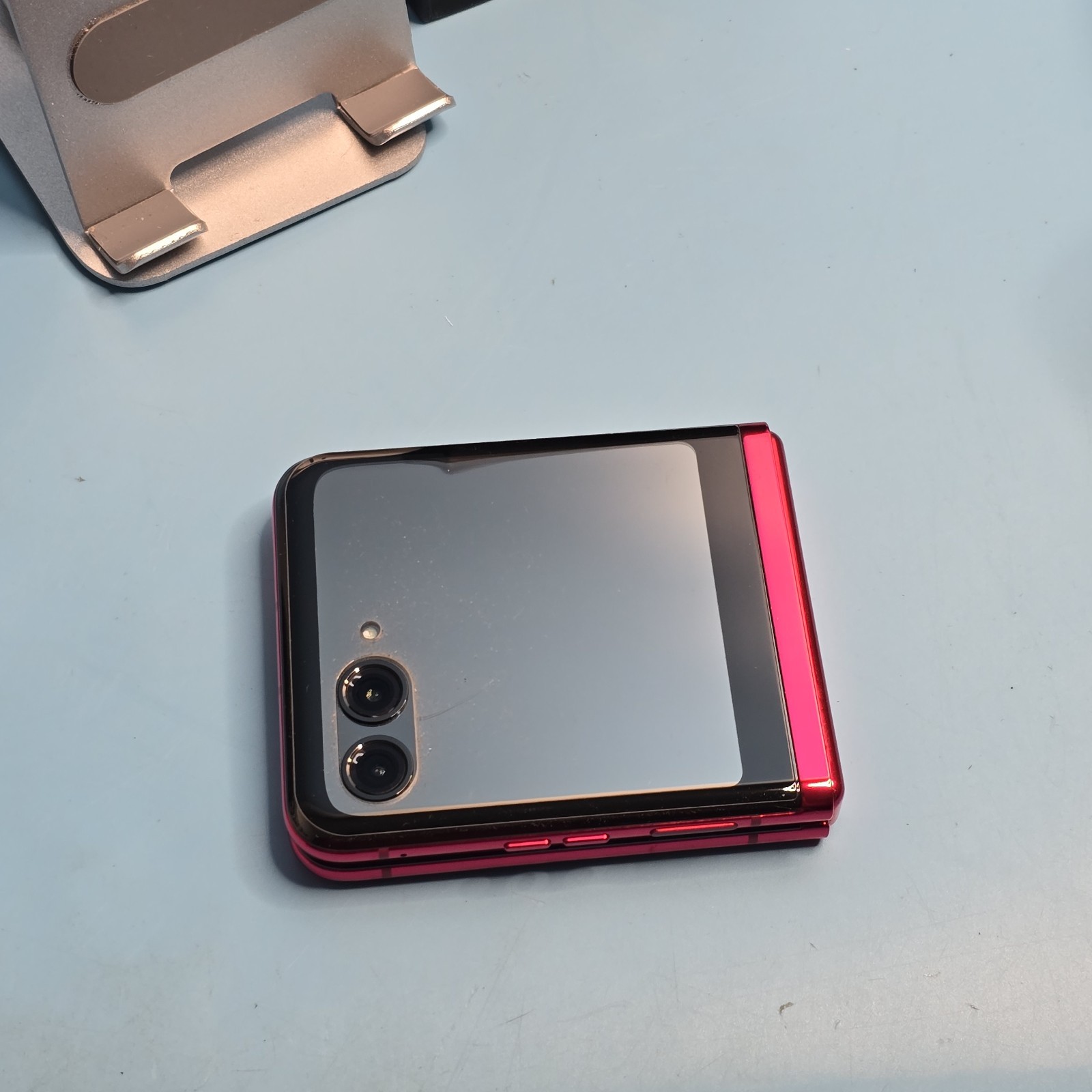 Motorola Razr Plus (2023) – Unlocked – Viva Magenta – 256GB –