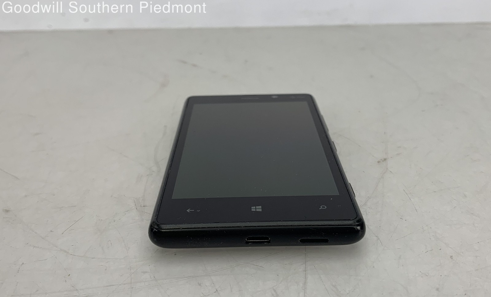 Nokia Lumina 820 8Gb Black AT&T Smartphone – Tested