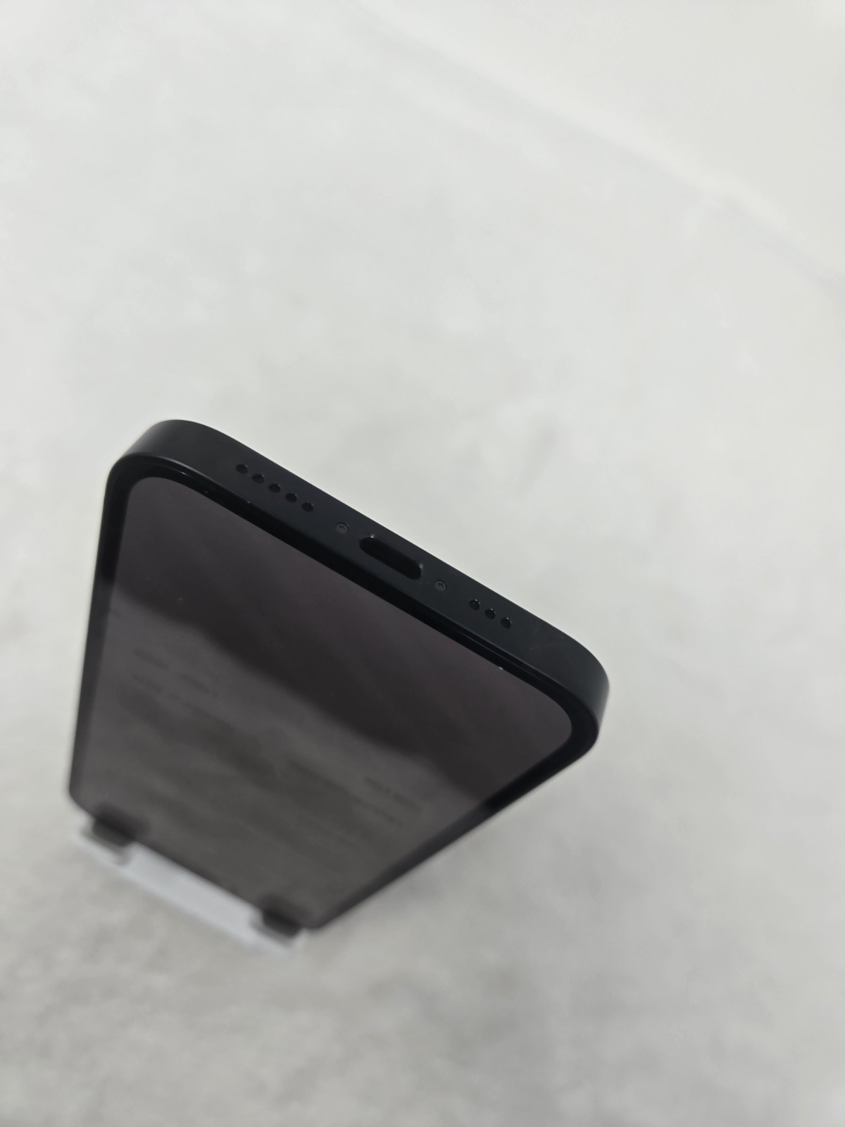 iPhone 17e – 256gb – Black – Verizon – 100% Battery Health