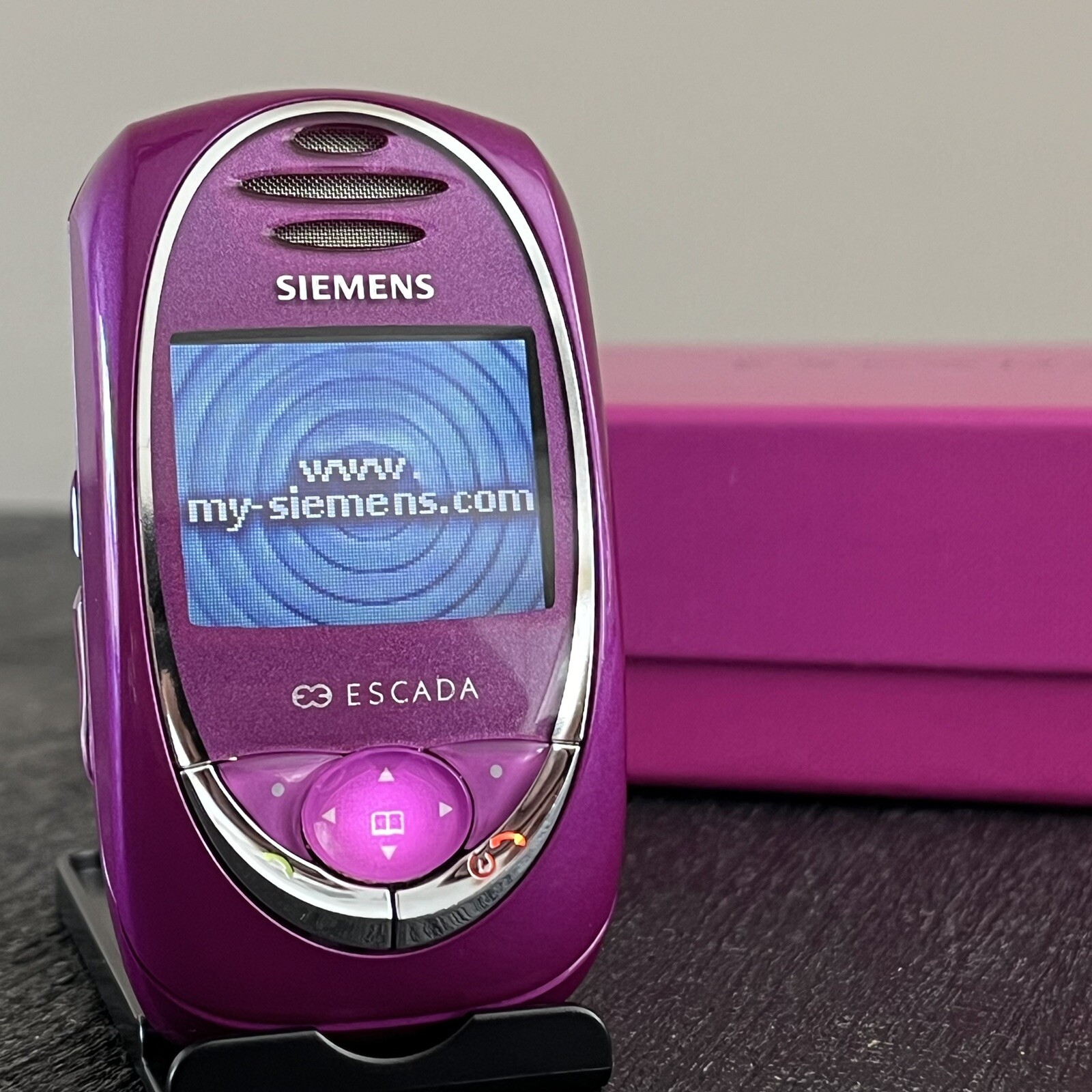 Siemens SL55 Escada Limited edition