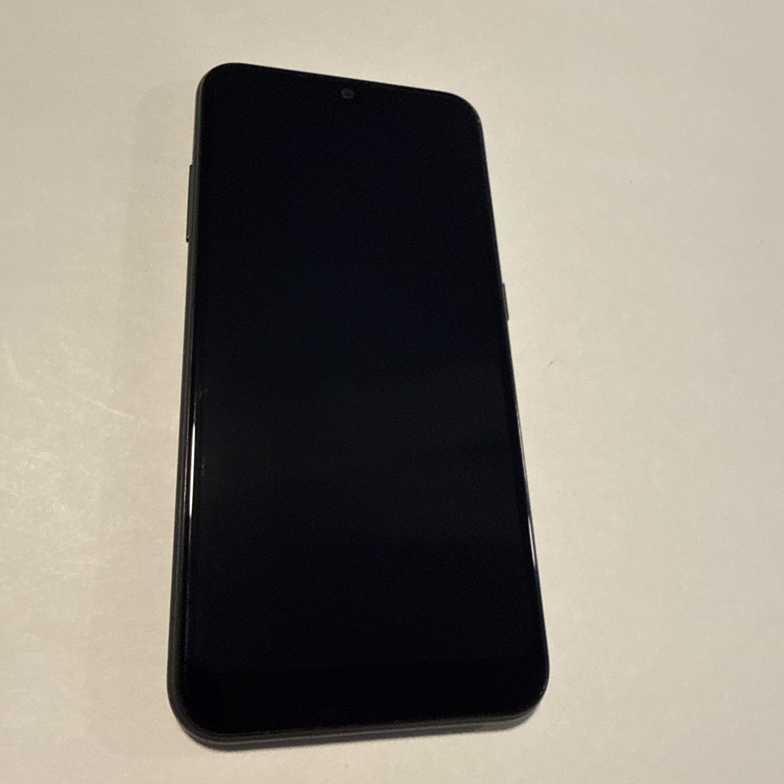 Samsung Galaxy A01 16gb Black SM-A015V (Unlocked) Mint Screen B+ Grade