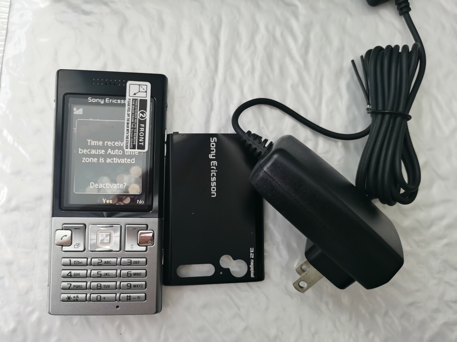 Sony Ericsson T700 (Unlocked) Cellular Phone 3G GSM / HSPA Network