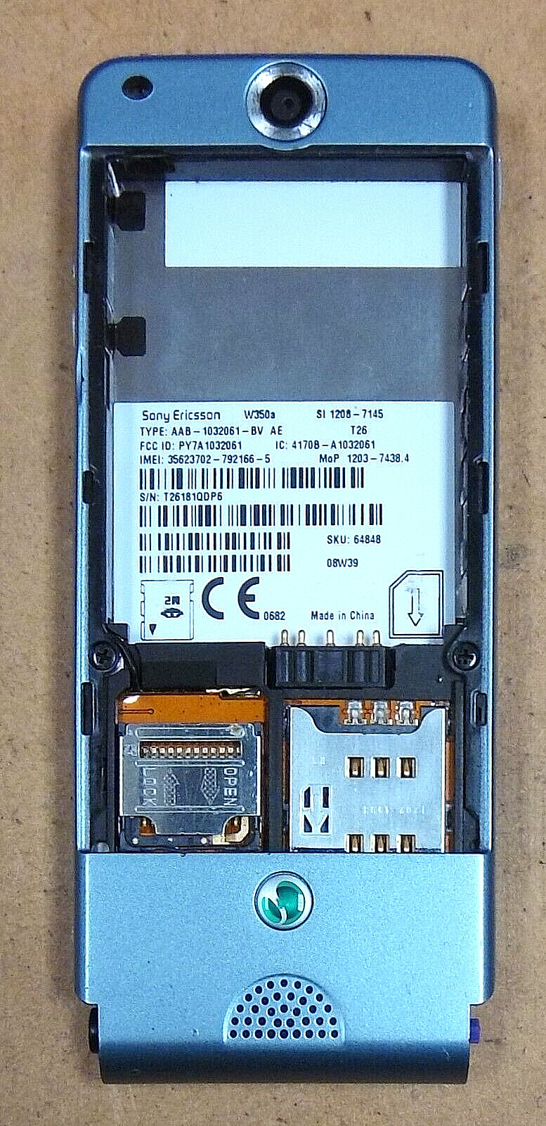Sony Ericsson Walkman W350a – Ice Blue ( AT&T ) Rare Cellular Phone