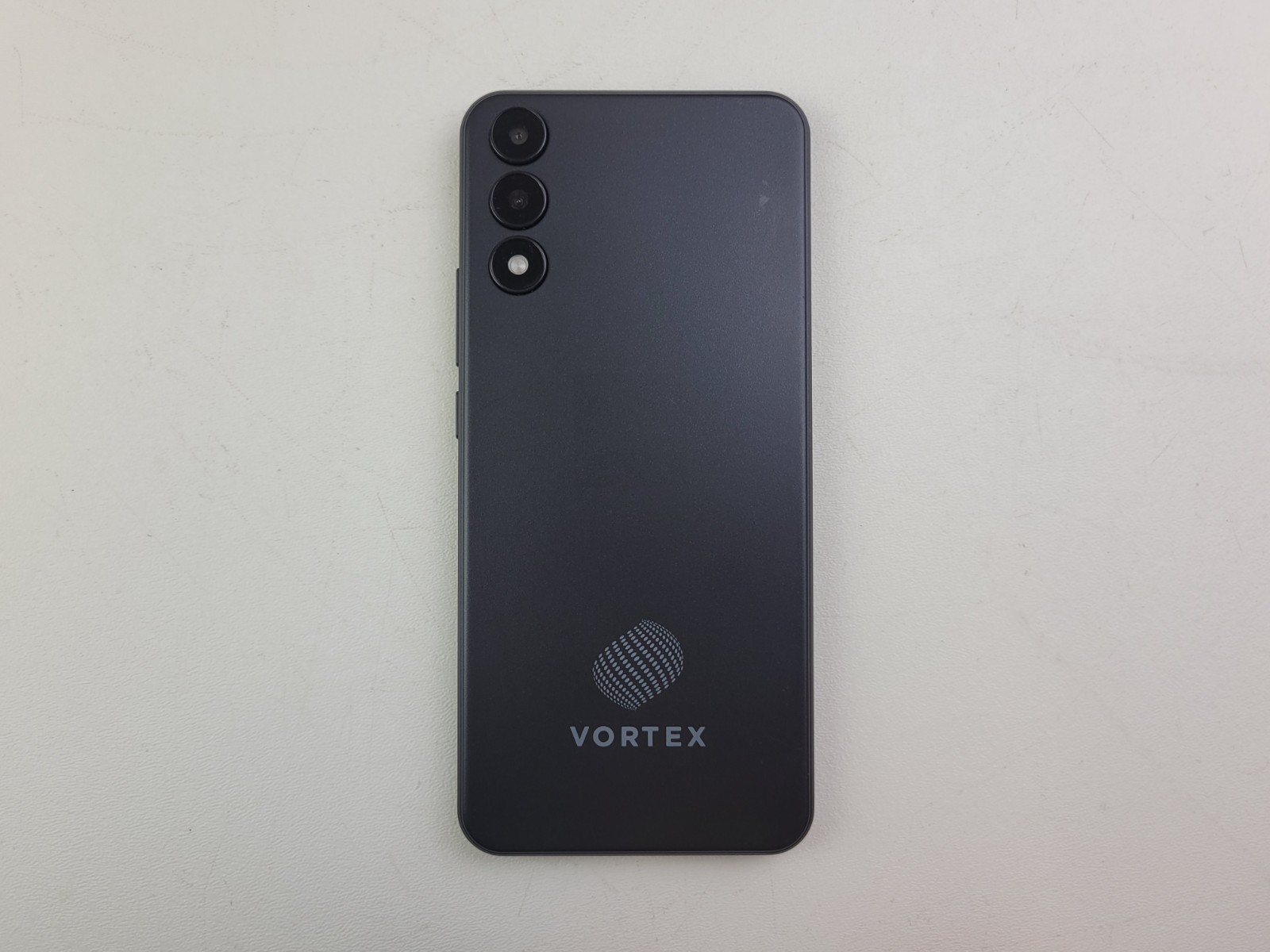 Vortex Cellular CB68 – 32GB – (CARRIER UNKNOWN) Dual SIM – BLEMISHED – H5590