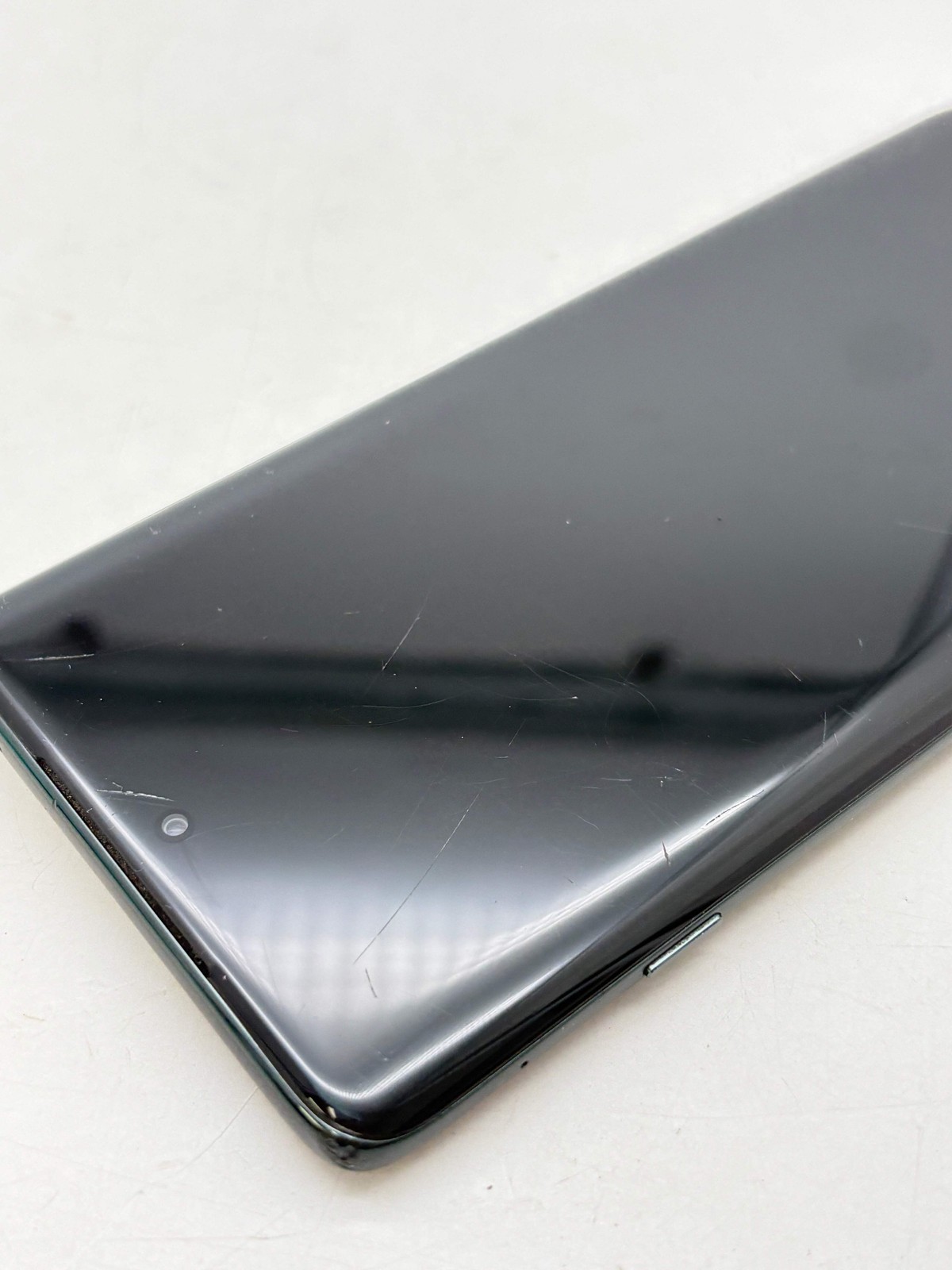 Motorola Edge 2025 XT2519V 256GB 8GB RAM Pantone Deep Forest