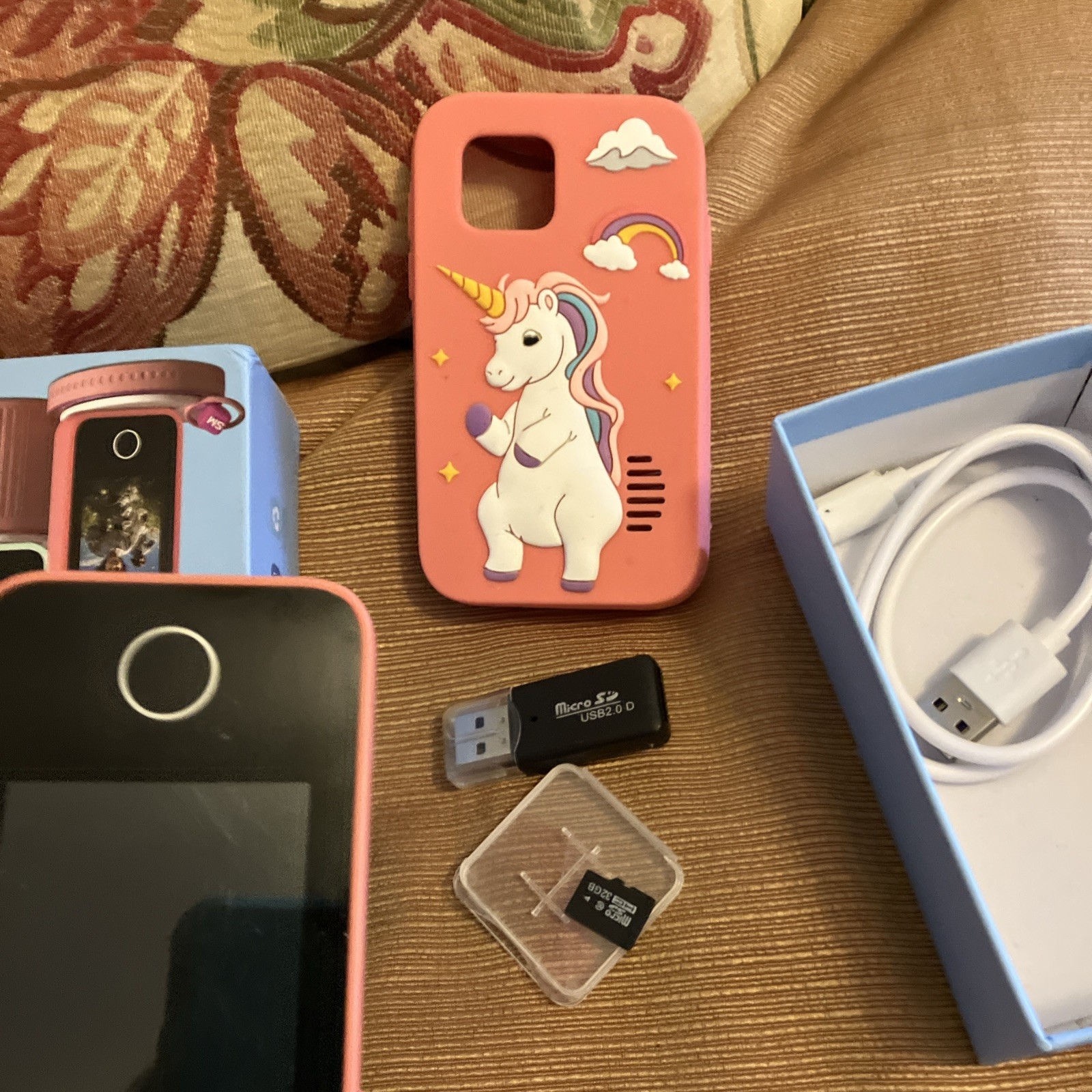 Kids Smart Phone, 4.5″x2.5″ size Kid Phones 3 up. New in Box