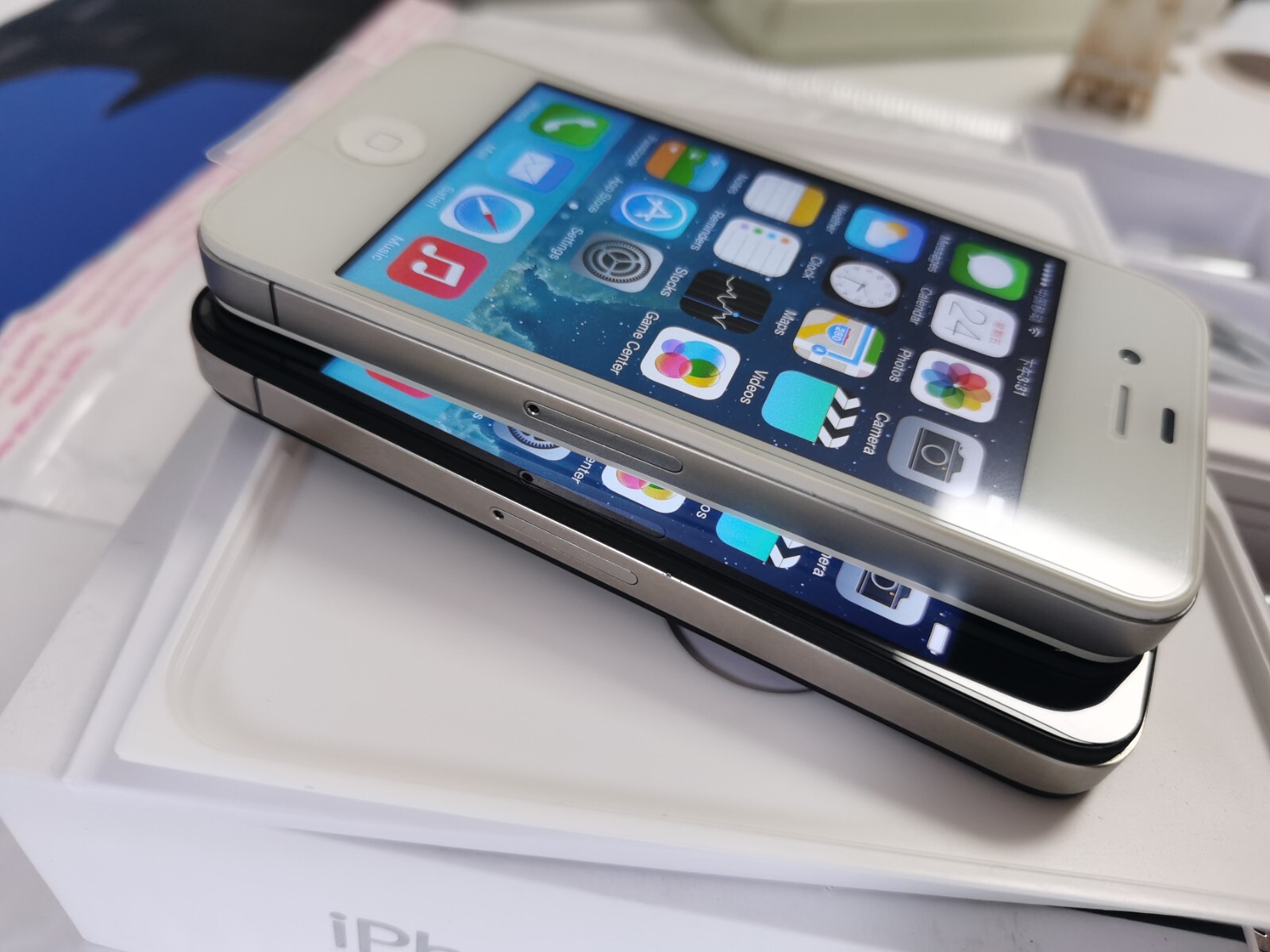 Original Apple iPhone 4 8GB 16GB 32GB unlocked 3G unlocked iOS 7 smartphone