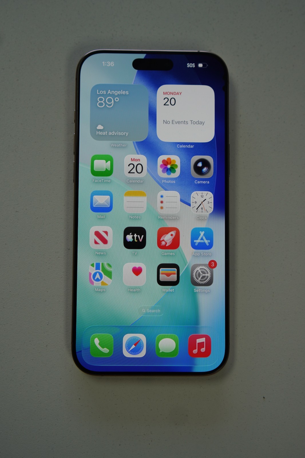 Apple iPhone 16 Pro Max 256GB Desert Titanium | Factory Unlocked *READ*