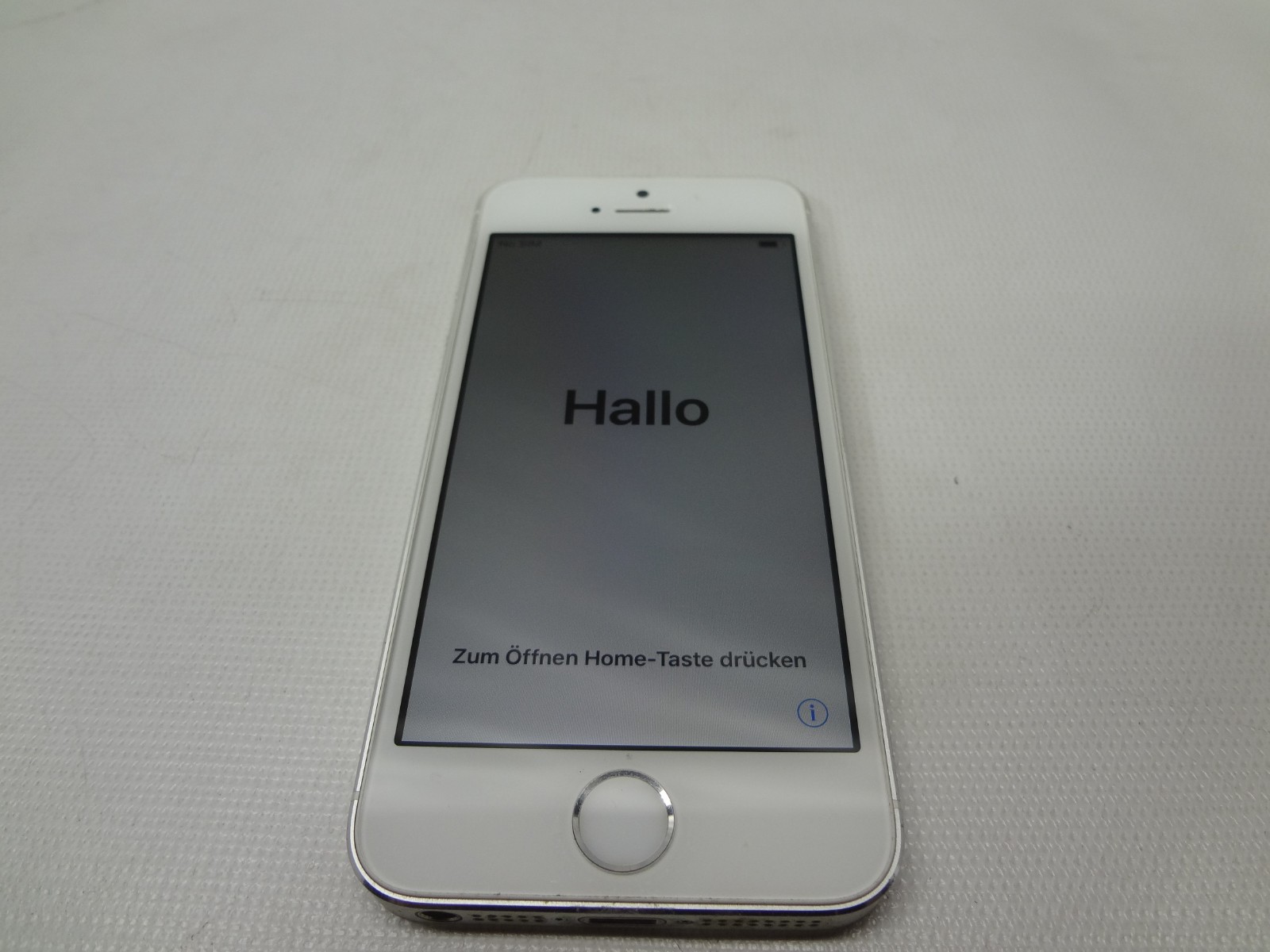 Apple iPhone 5s A1533 16GB (Verizon) – Silver *No AC/SIM* w/Battery (Grade C)