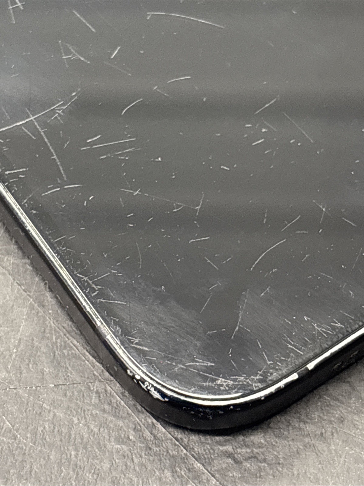 Apple iPhone 15 – 128 GB – Black (AT&T) *Read Description*