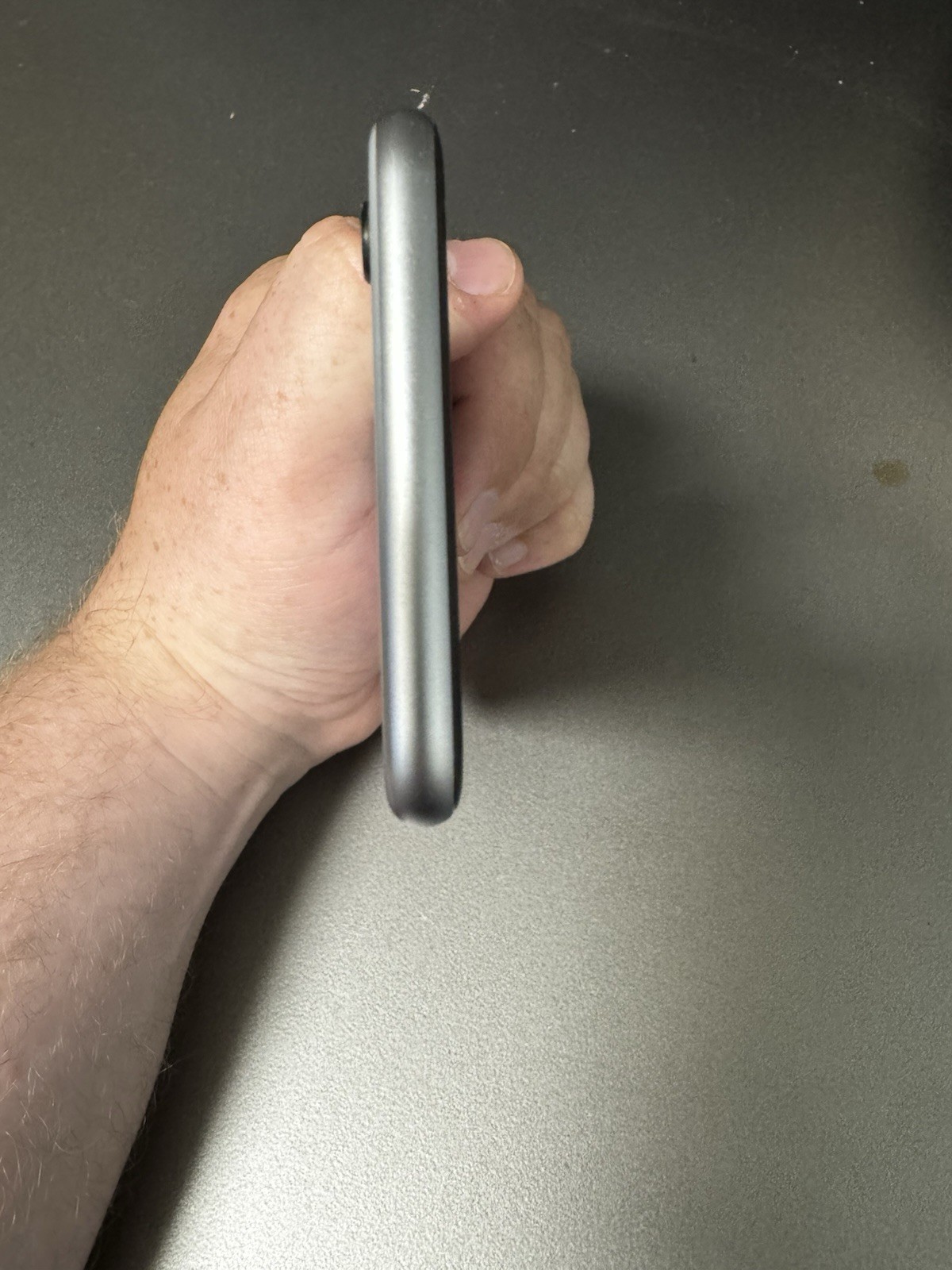 Apple iPhone 6 Space Gray 64GB Unlocked A1549 Good Condition Clean No Dents