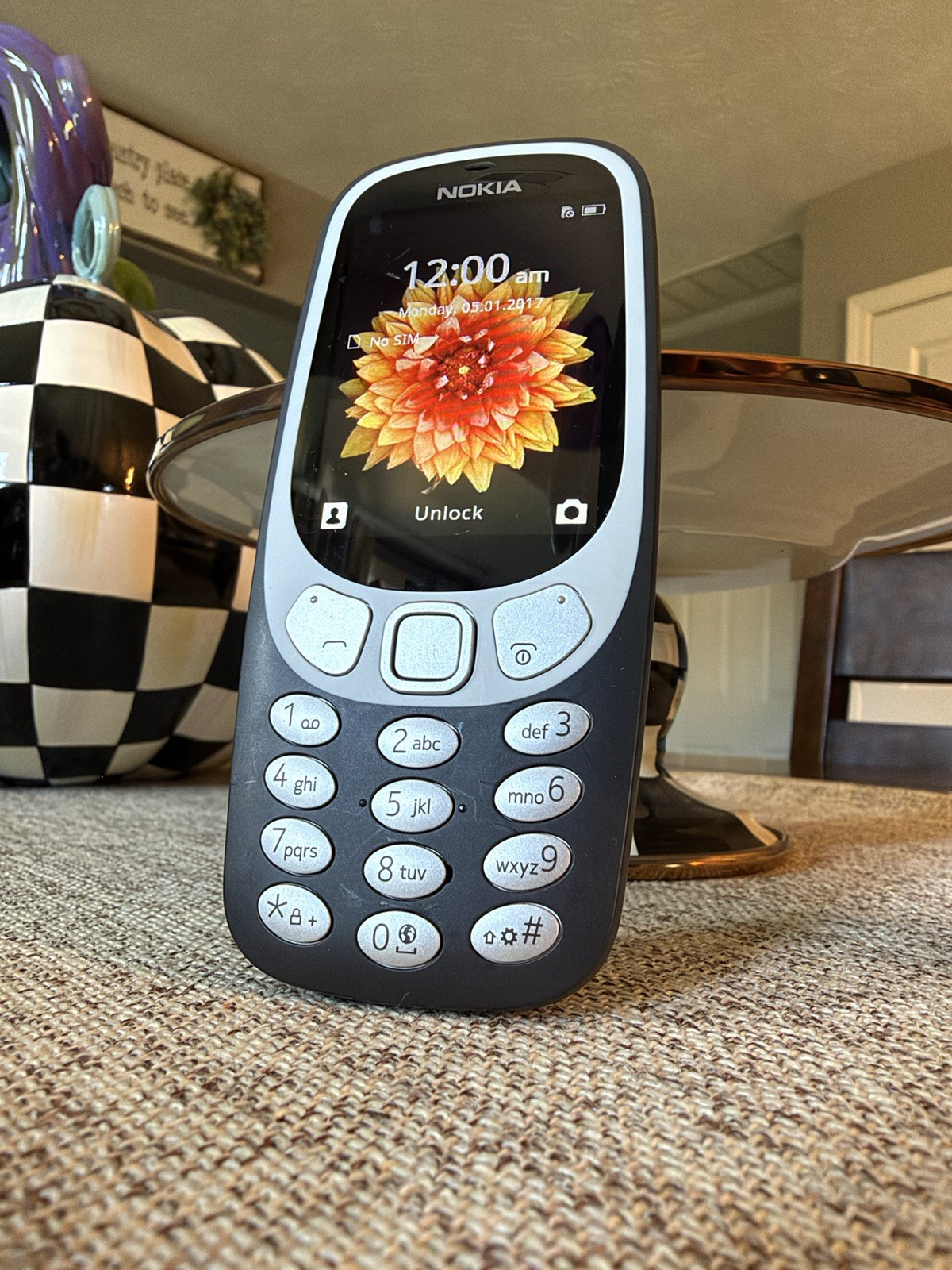 Nokia 3310 3G Bar Phone Black/Silver 2MP Camera FM Radio 128MB MicroSD – Read