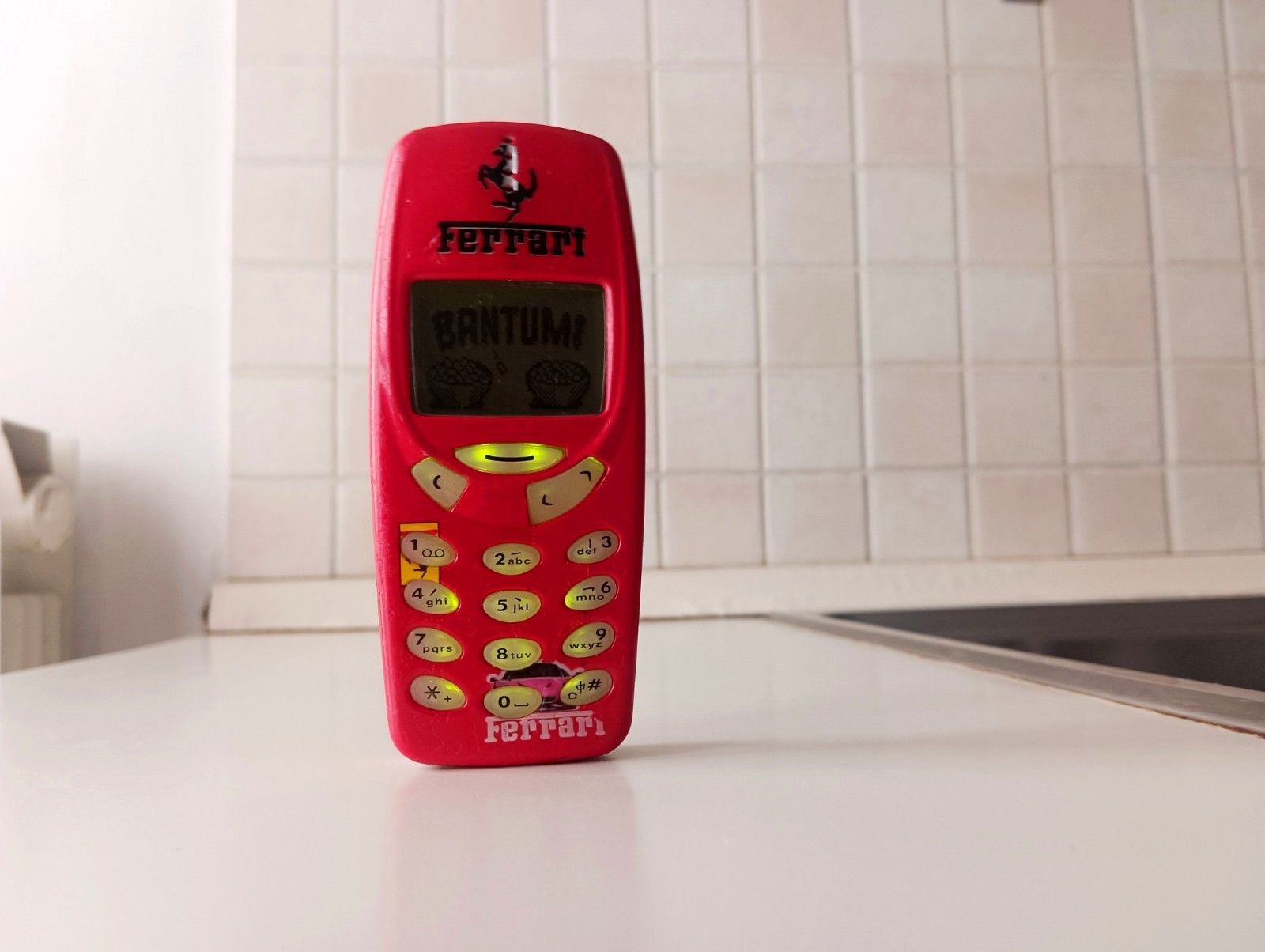 Nokia 3310 Ferrari + NEW Battery + Charger [RUSSIAN-BULGARIAN-UKRAINIAN]