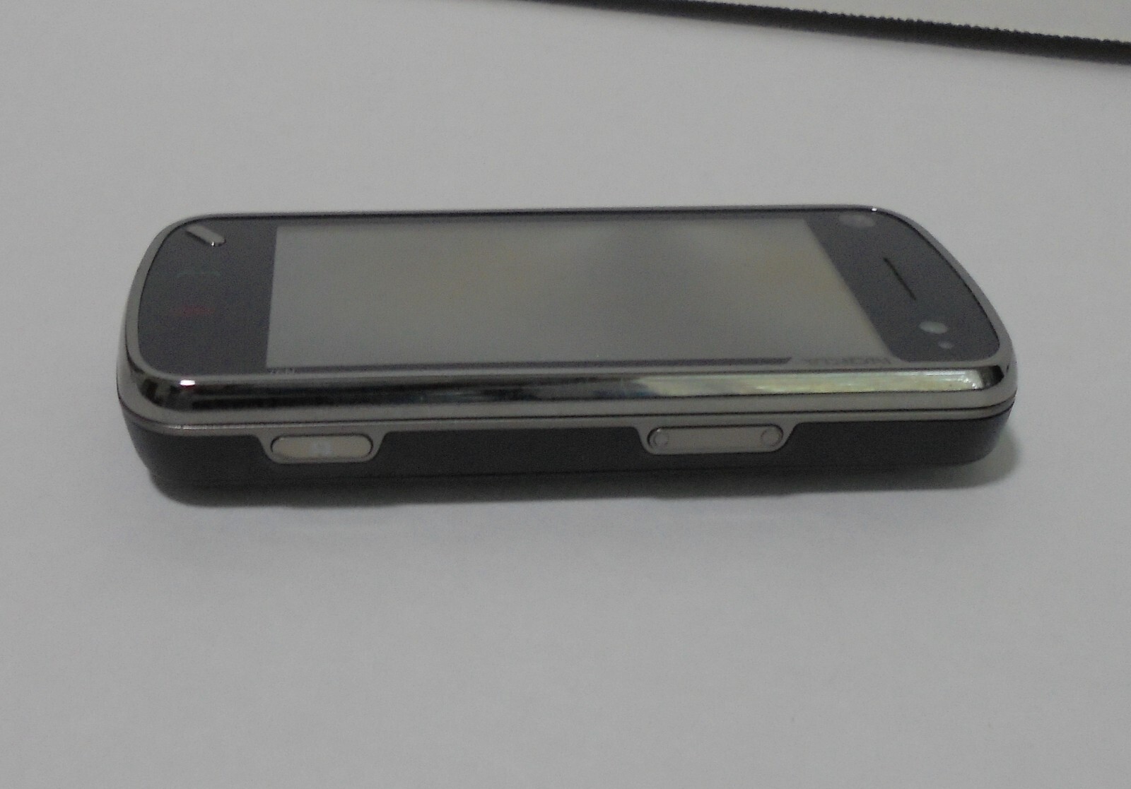 Nokia N97 Cell Phone Slider Battery Bluetooth 32GB 3 G GPS Wi-Fi Untested