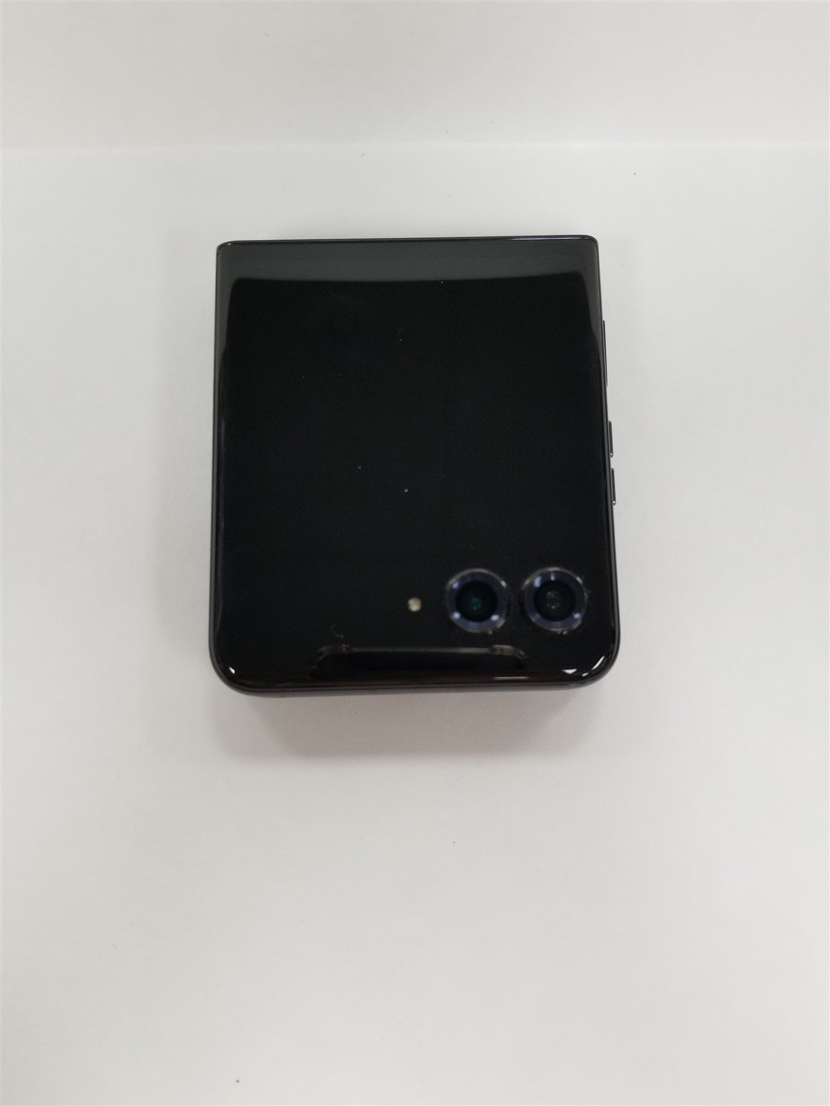 Motorola Razr Plus 2025 256GB Blue XT2557-3 (AT&T) Fully Functional DG6810