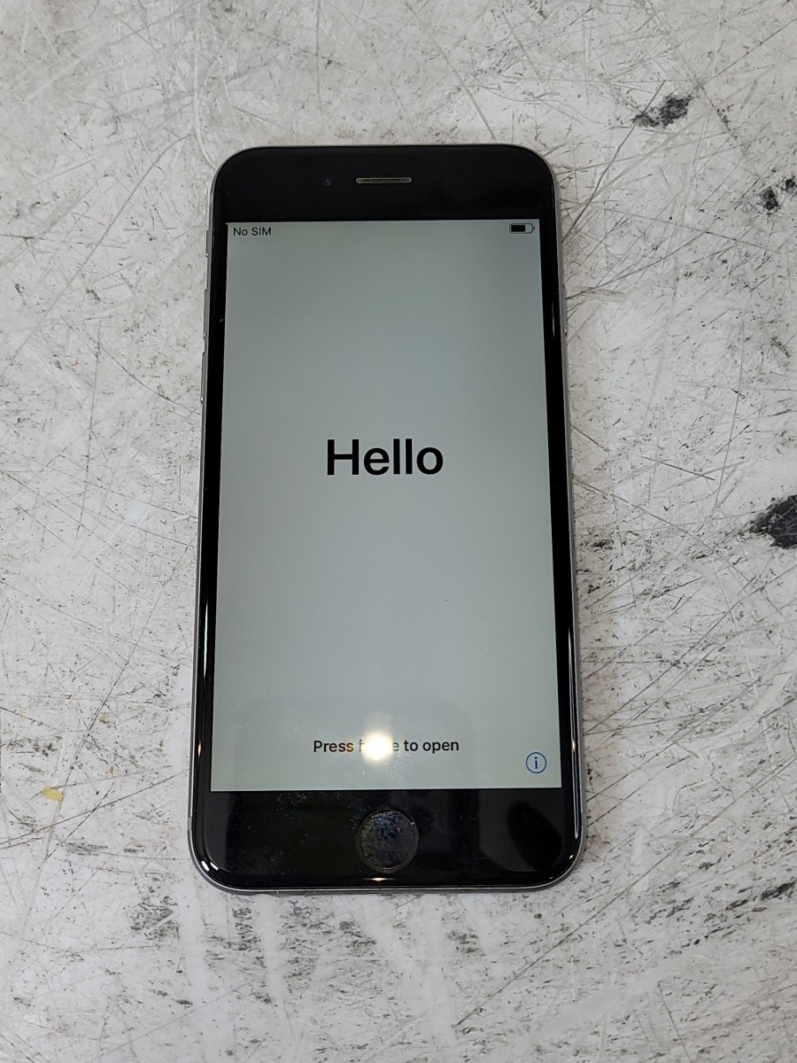 Apple A1549 iPhone 6 Smartphone 16GB Verizon SILVER SEE NOTES