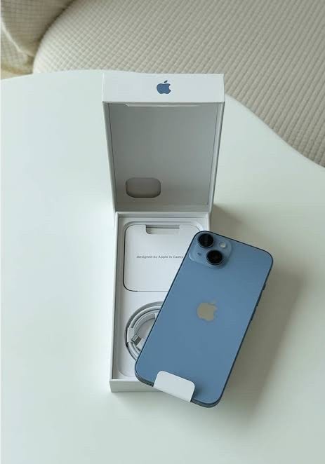 Apple iPhone 14 Plus – 256 GB – Blue (Unlocked)