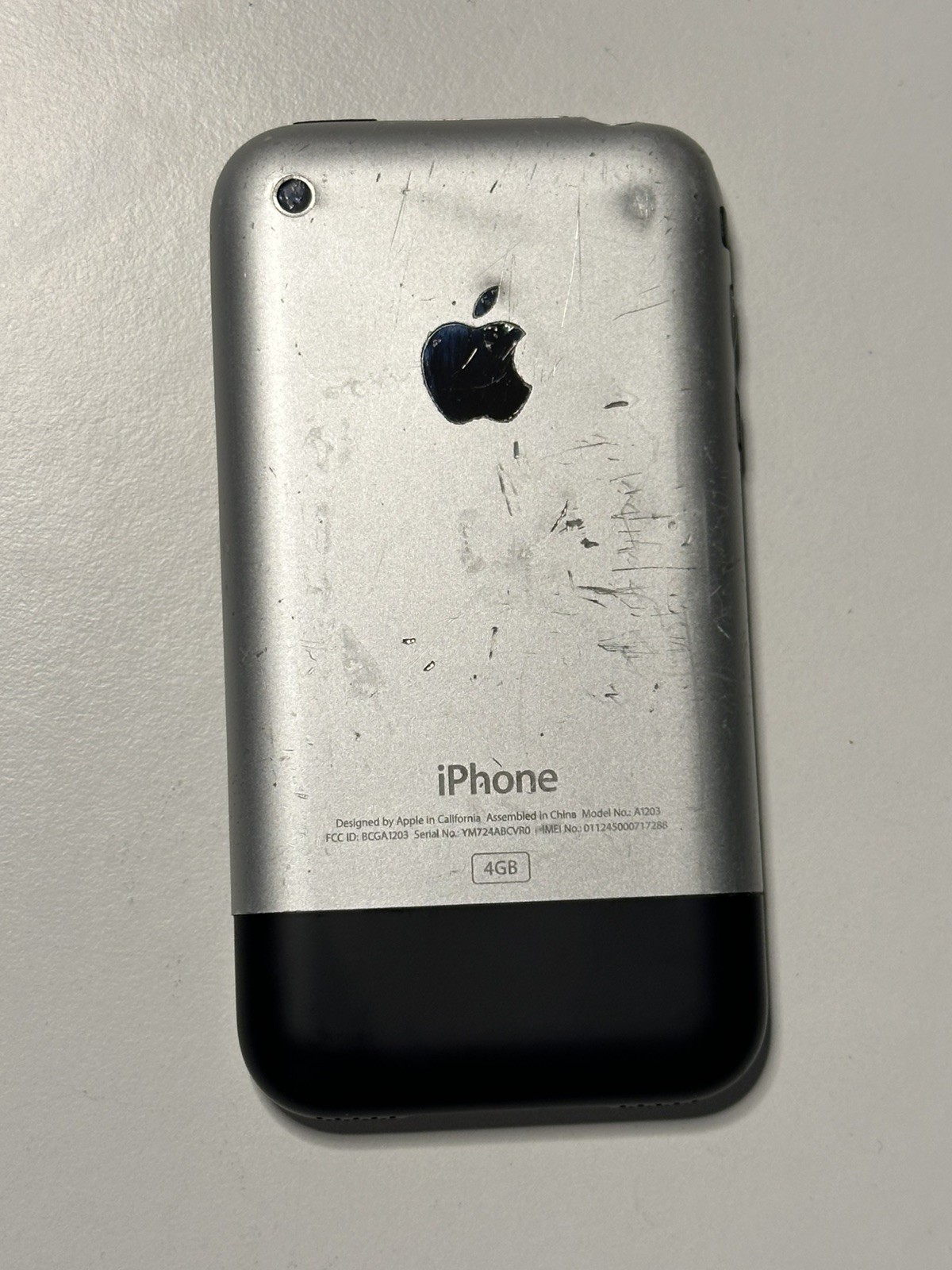 NEVER ACTIVATED iOS 1.0 YM Apple iPhone 1st Generation – 4GB – Black A1203 (GSM)