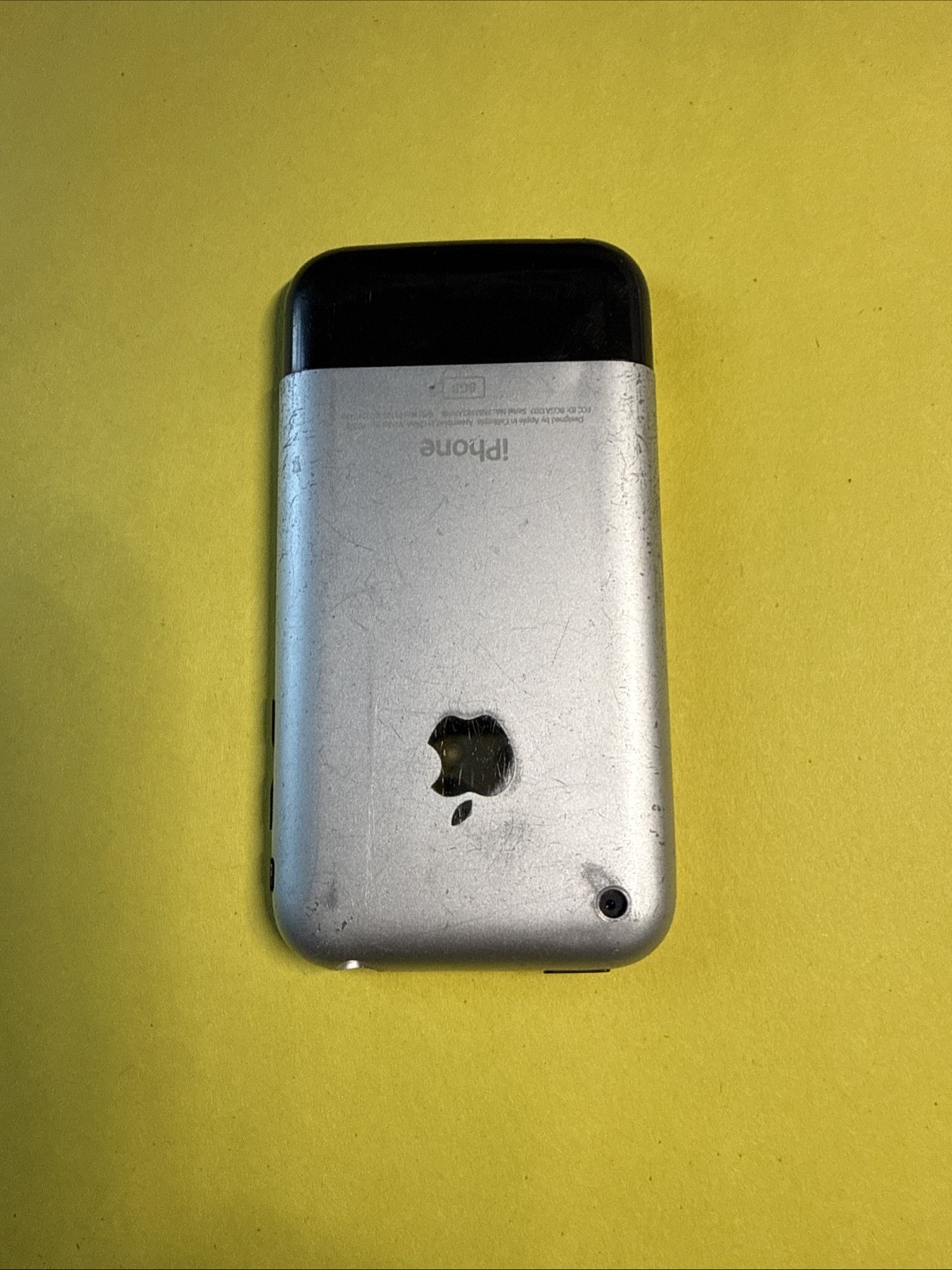Apple iPhone 1st Generation – 8GB – Black – A1203 (GSM)