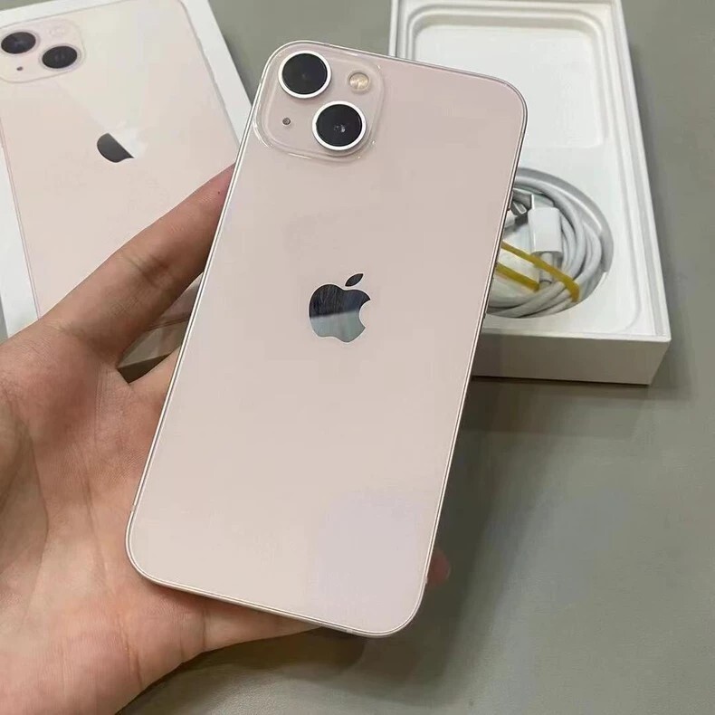 Apple iPhone 13- 128GB/256GB-Unlocked Excellent Condition – Random Color