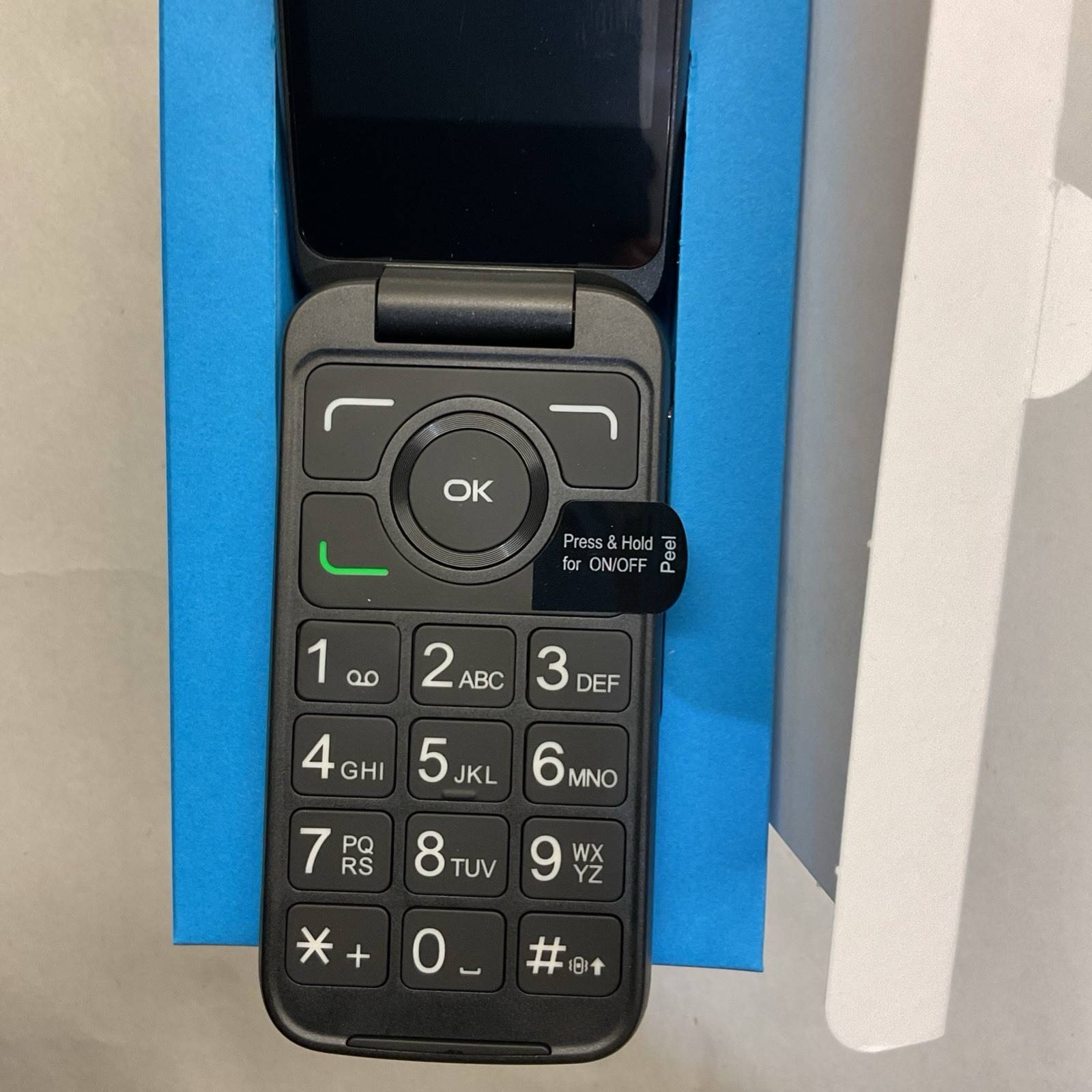 AT&T Network Alcatel 4052R 2.8″ 4GB Memory GSM Smart Flip Phone Black OPEN BOX