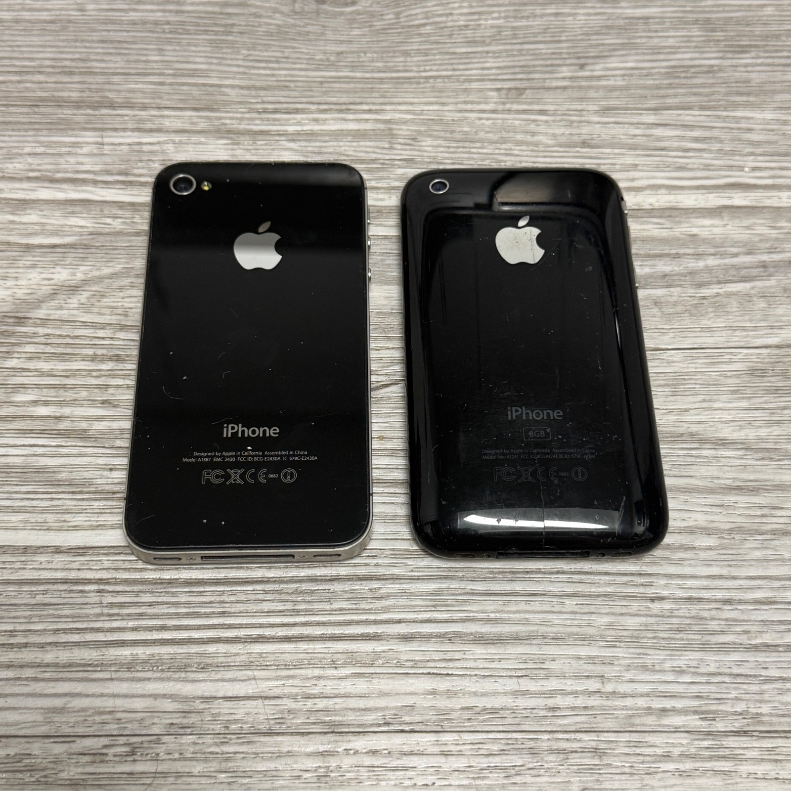 Lot of 2 Apple iPhone 3GS 8GB A1241 iPhone 4 A1387 16GB Parts Only Untested