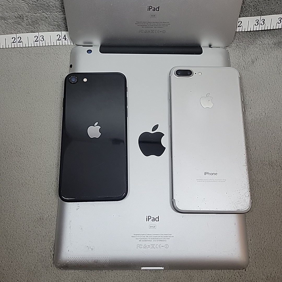 Apple iPhone iPad Lot 4x Devices iPhone 7 Plus SE 2 FOR PARTS **READ DESC**