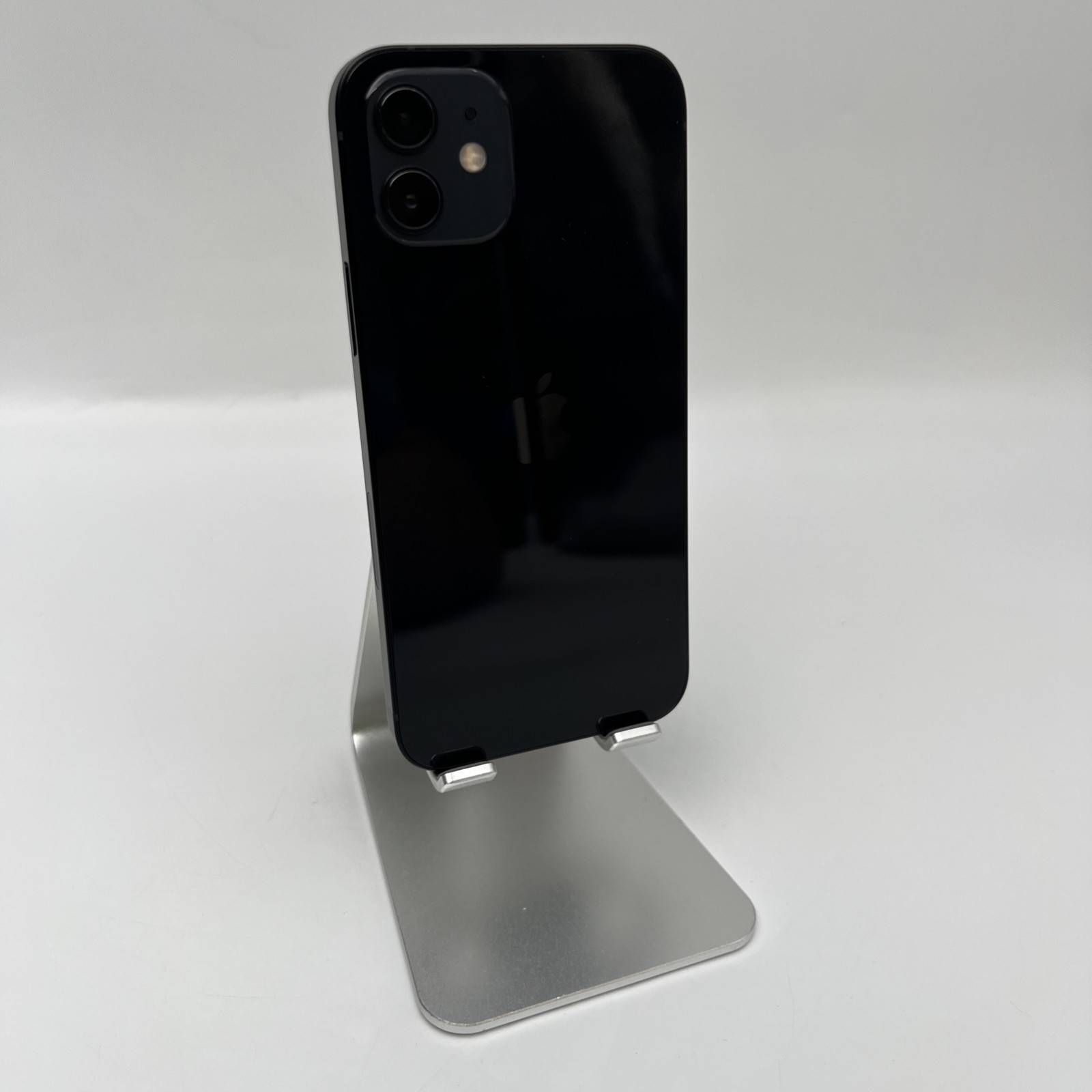 Apple iPhone 12 64GB Black (Network Unlocked) BH 89% – USED – Free Shipping
