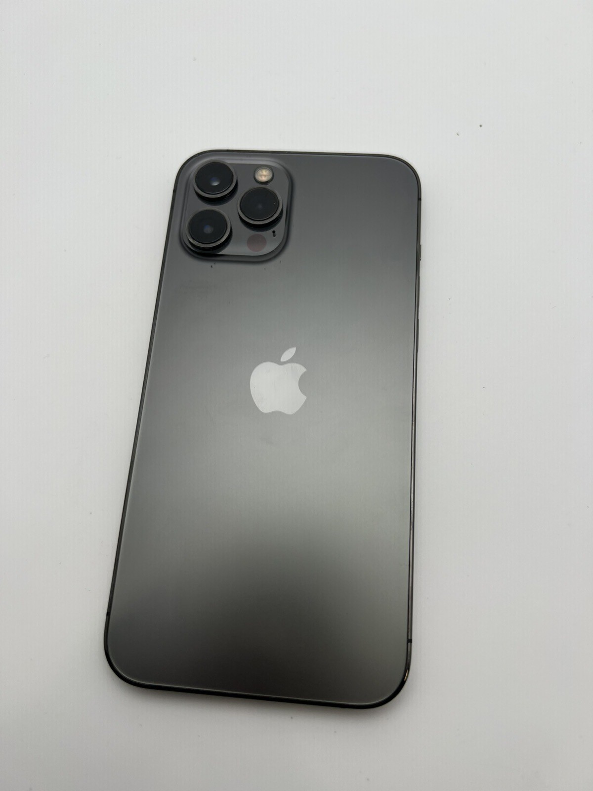 Apple iPhone 12 Pro Max – 128GB – AT&T – Camera Issue