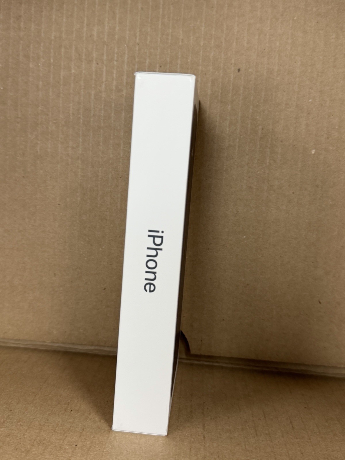 Apple iPhone 17 – 256GB Black (Verizon) Smartphone BRAND NEW SEALED 1 YEAR WRNTY