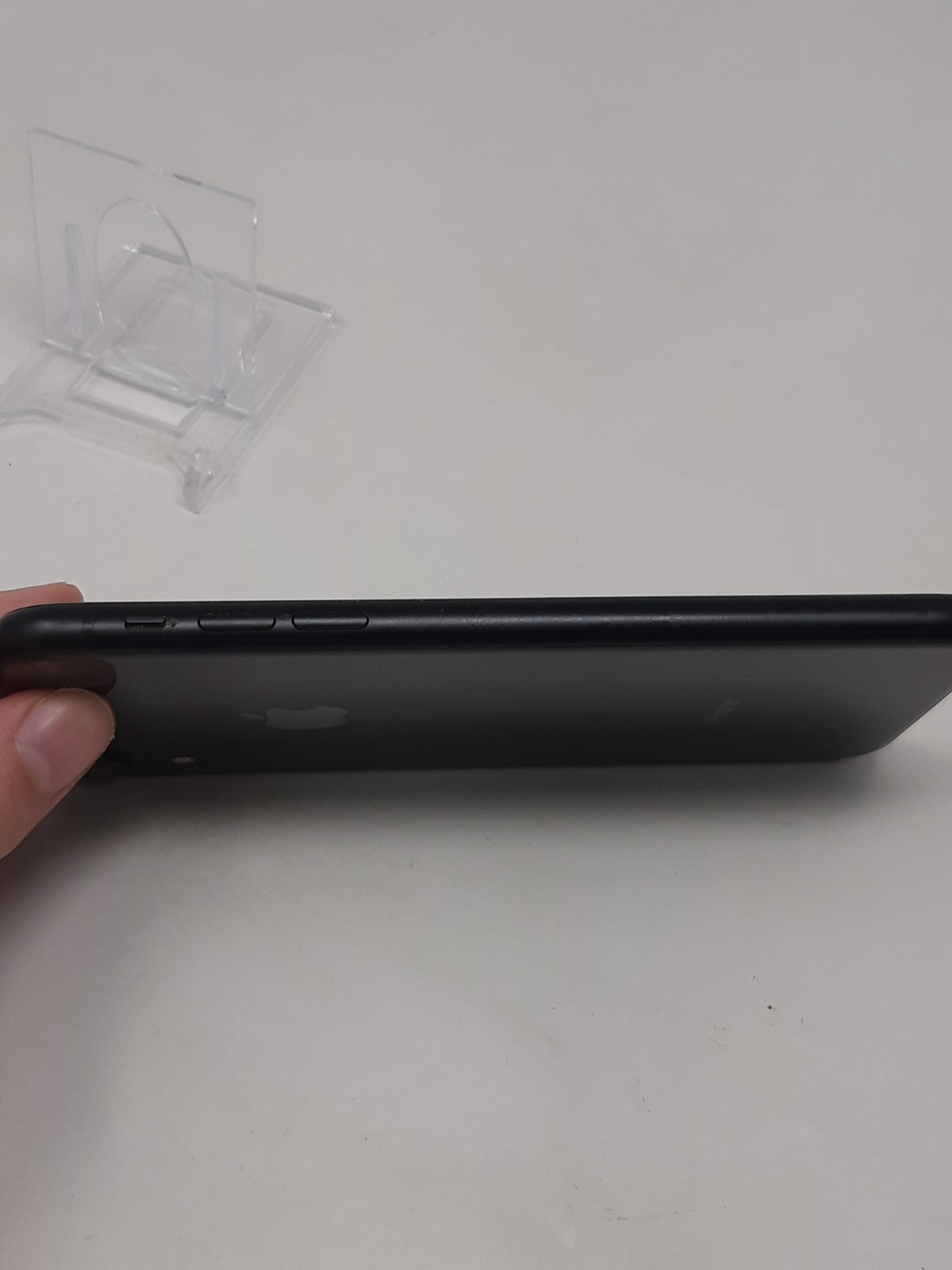 Apple iPhone XR – 64 GB – Black (Verizon)