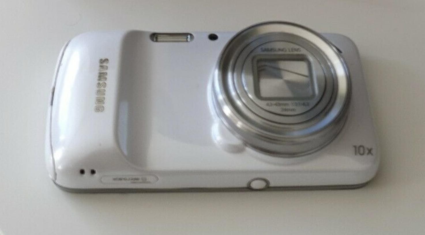 Samsung Galaxy S4 Zoom 8GB 13MP Digital Camera 4.3″ Wi-Fi White (SM-C1010ZWABTU)