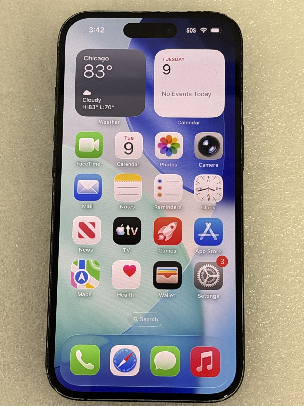Apple iPhone 15 – 128 GB – Black (AT&T) *Read Description*