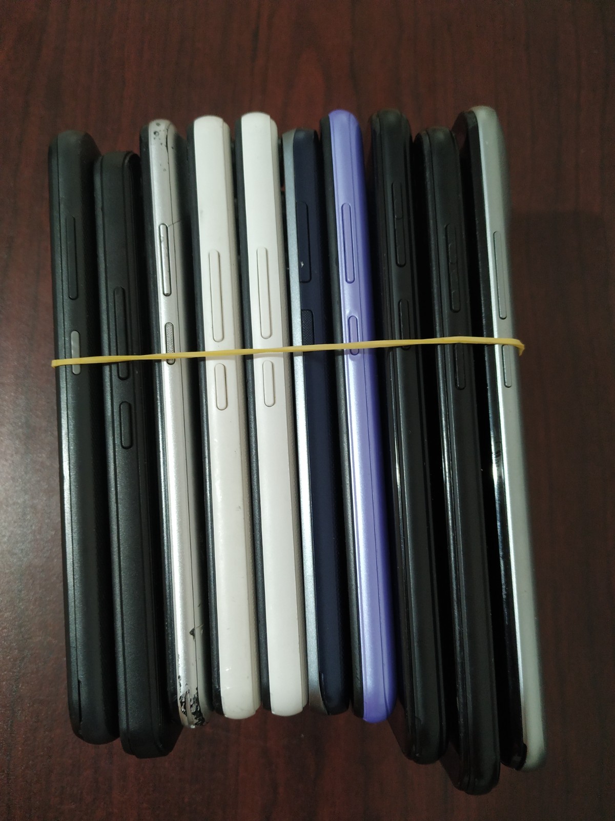 Lot of 10 Mixed Brand VORTEX /coolpad/BLU/NUO and other 16GB Smartphone
