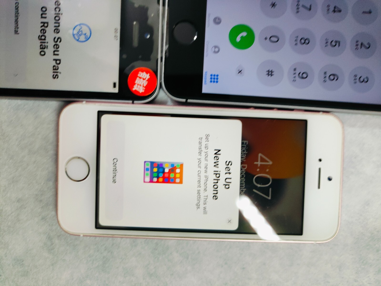 VERY GOOD Apple iPhone SE 2016 1st Gen (Unlocked) (CDMA + GSM) 16GB 32GB 64GB