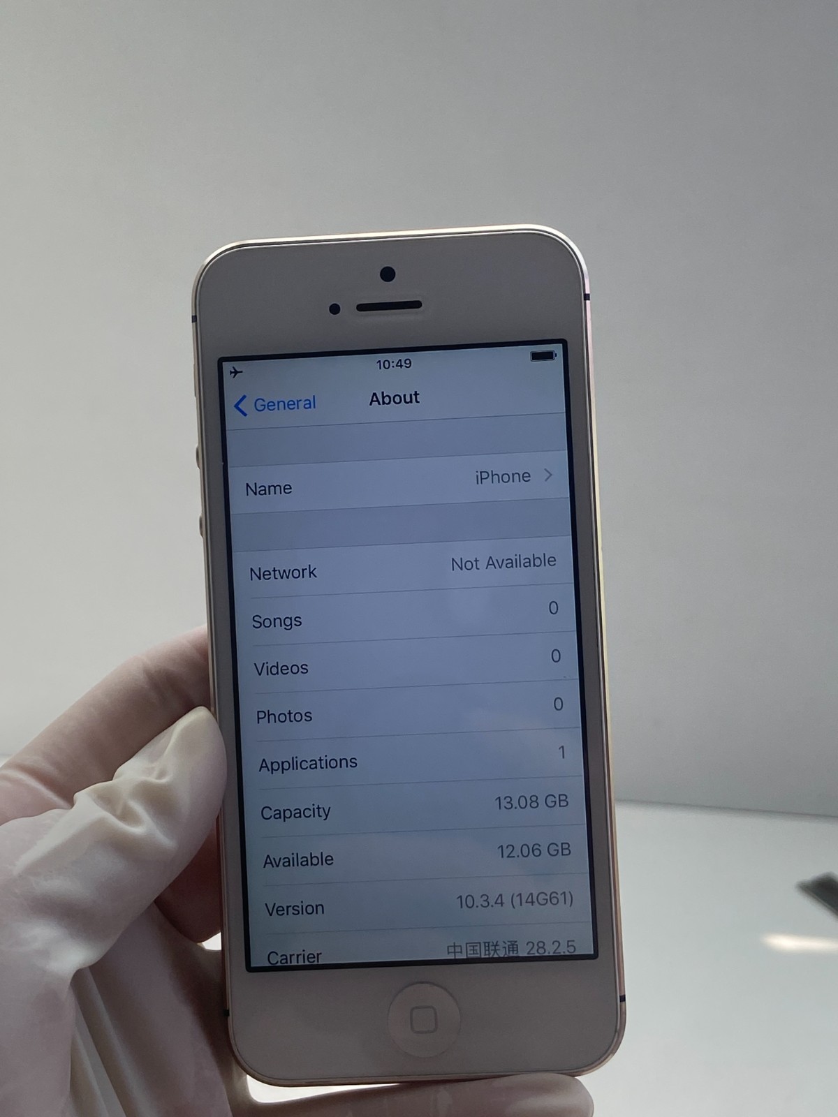 Good Apple iPhone 5 Unlocked 16/32GB Black Silver Gold iOS 10 with Accessories