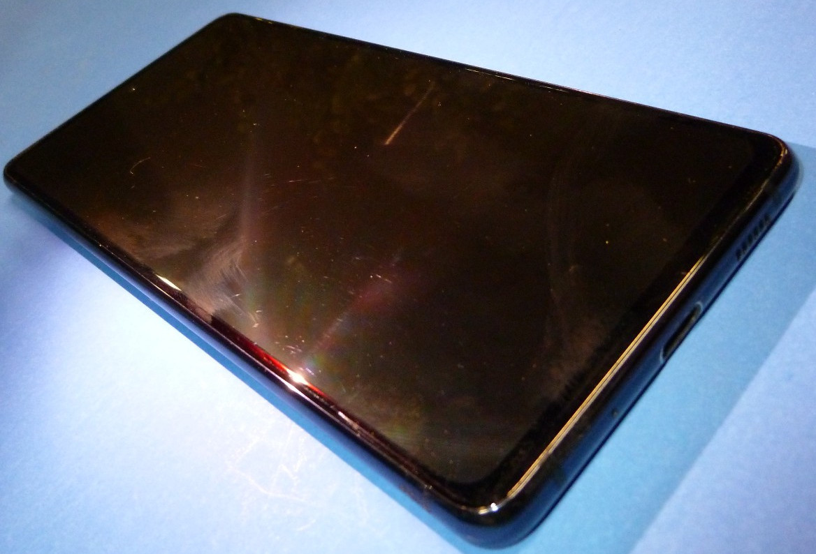 Samsung Galaxy S20 FE LCD Screen Assembly w/Battery & Camera N2-D5