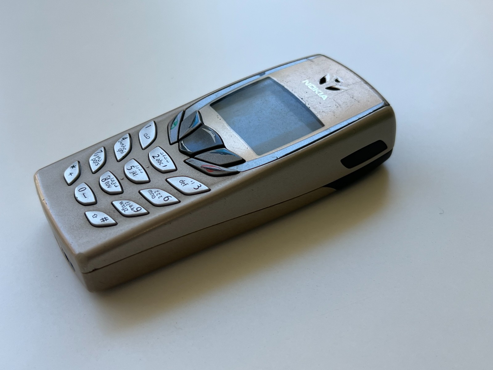 Genuine Nokia 6510 – Beige (Factory Unlocked) Retro Cell Phone For collectable