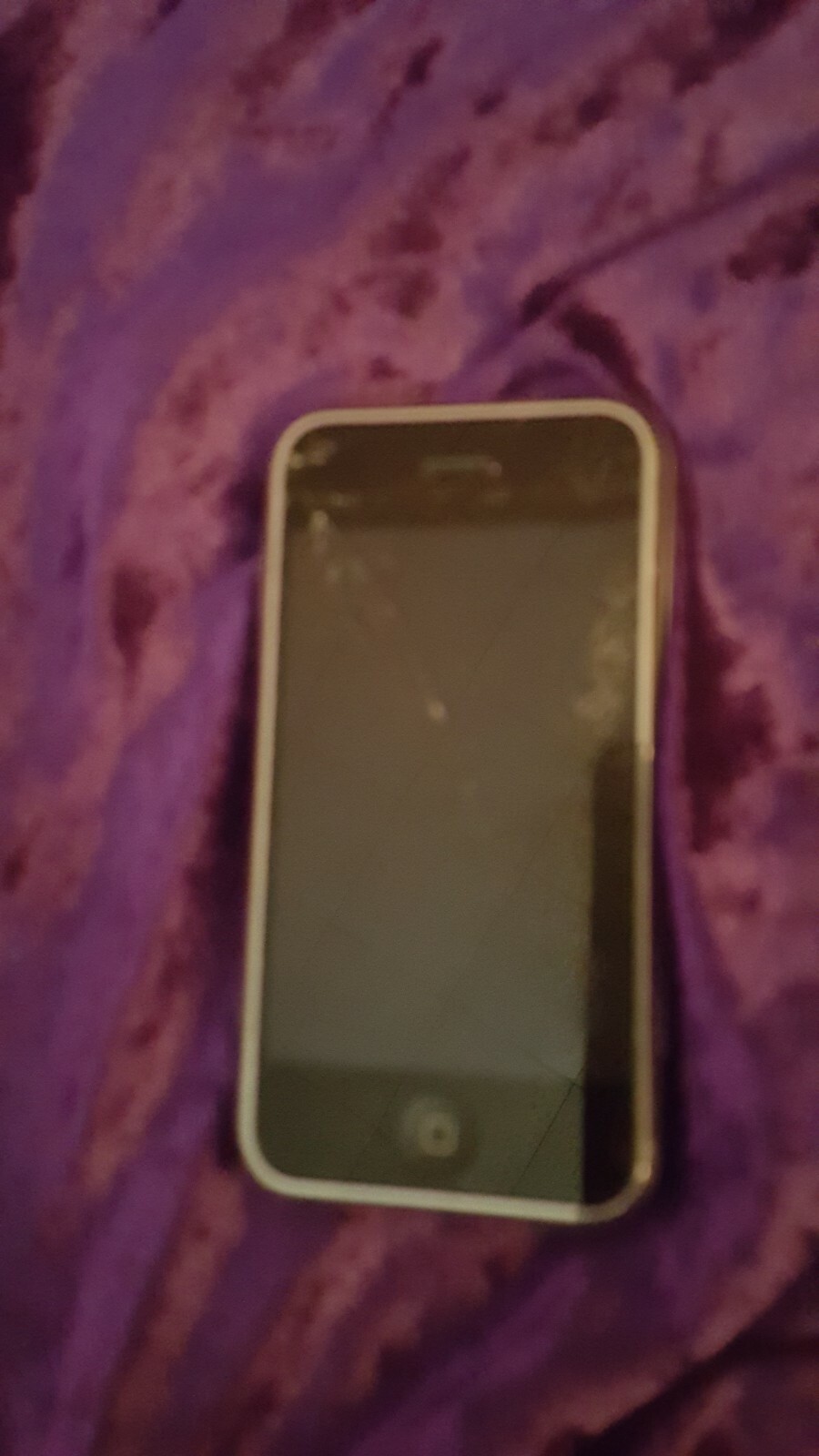 APPLE iPHONE CELL MOBILE PHONE Model # A1549 BCG-E2816A A-1549 – Works? Read! :)