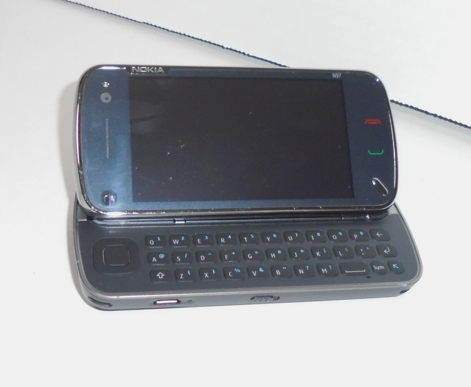 Nokia N97 Cell Phone Slider Battery Bluetooth 32GB 3 G GPS Wi-Fi Untested