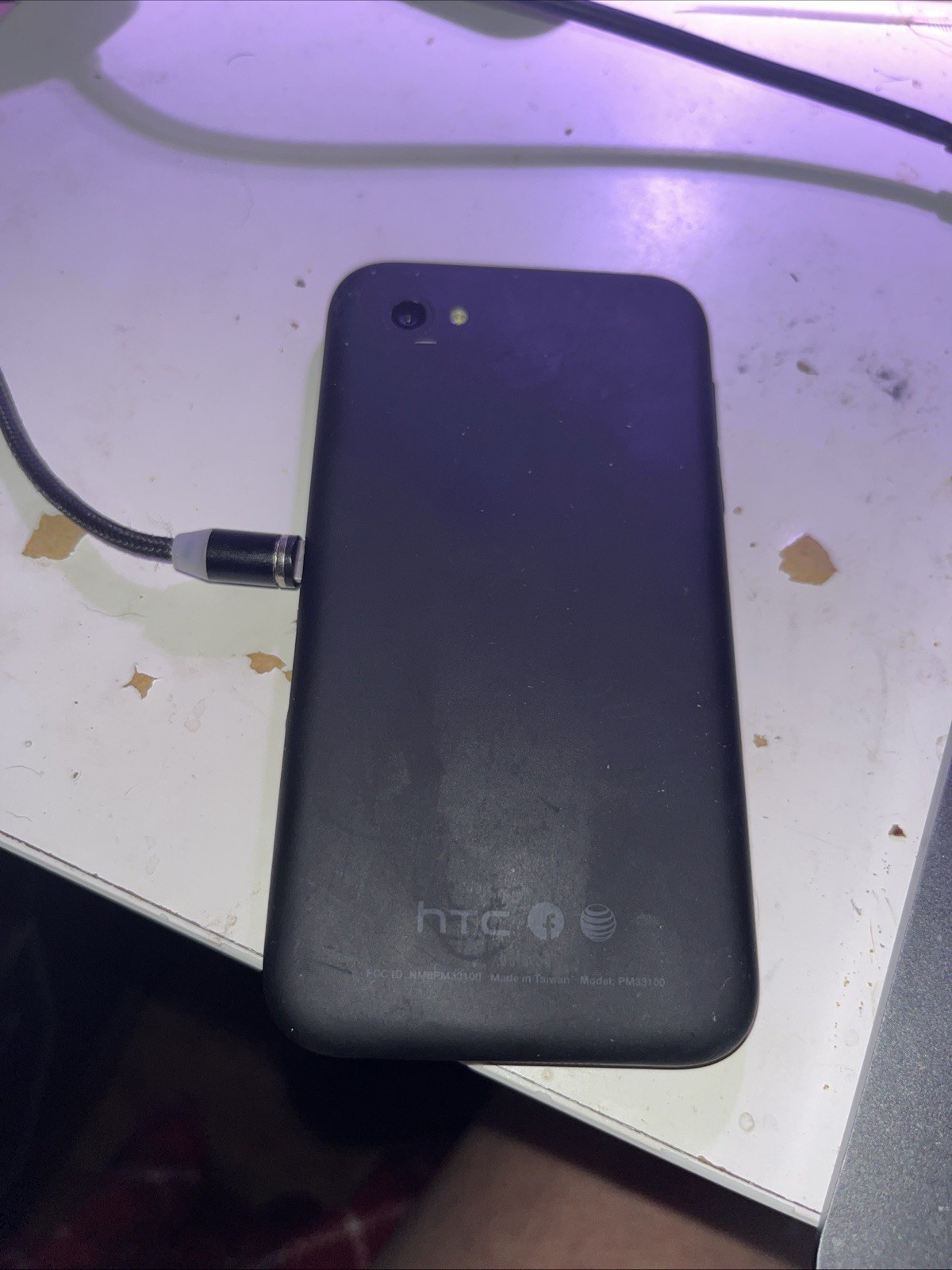 HTC First Facebook Phone 16GB – Works Great