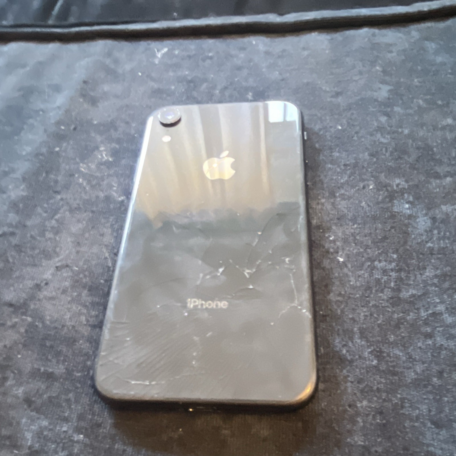 Apple iPhone XR Smartphone Black 12 MP Camera Slate Style – 12MP Rear Camera