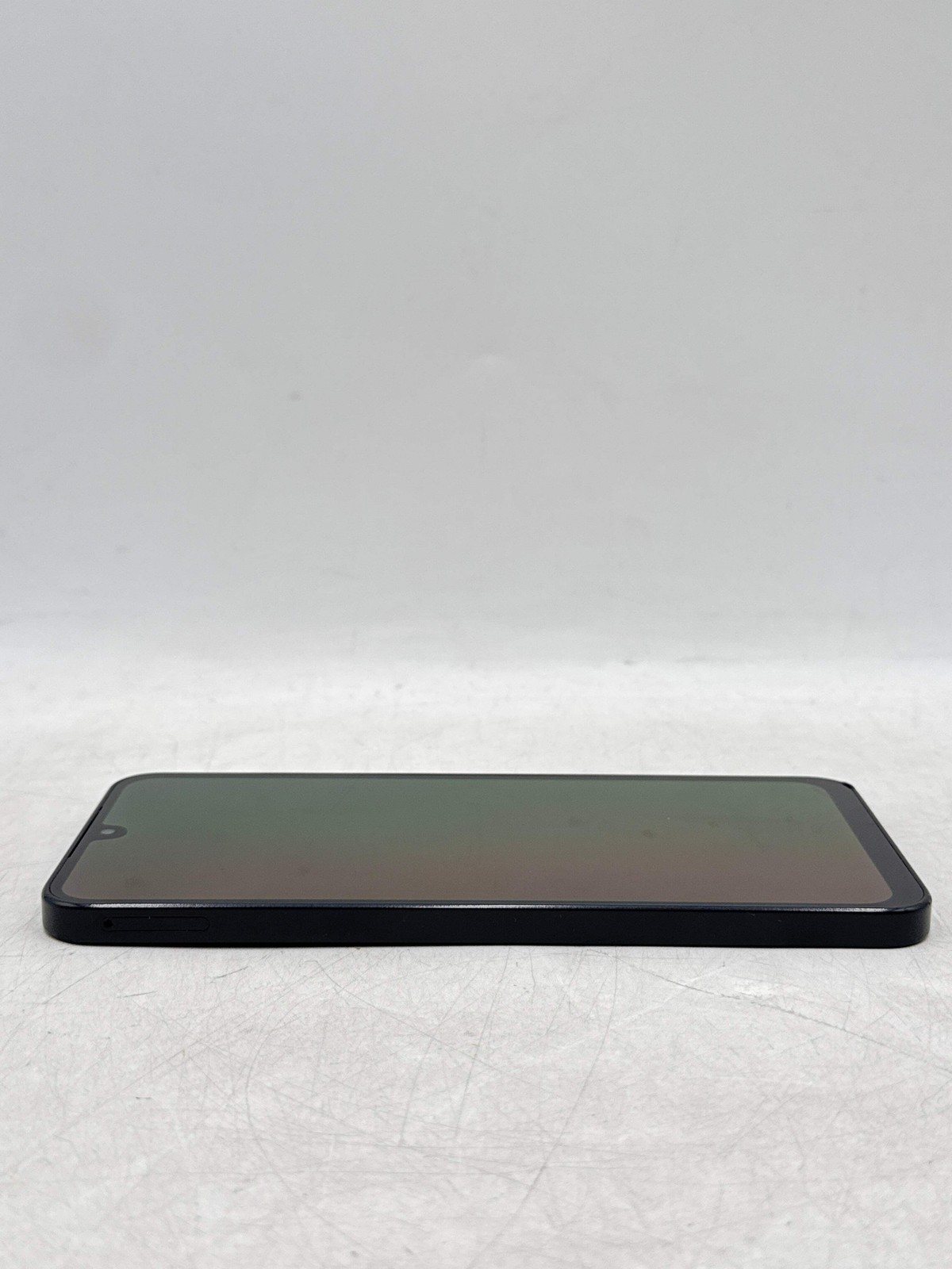 T-Mobile Samsung GALAXY A17 4GB RAM 128GB SM-A176U – Cracked