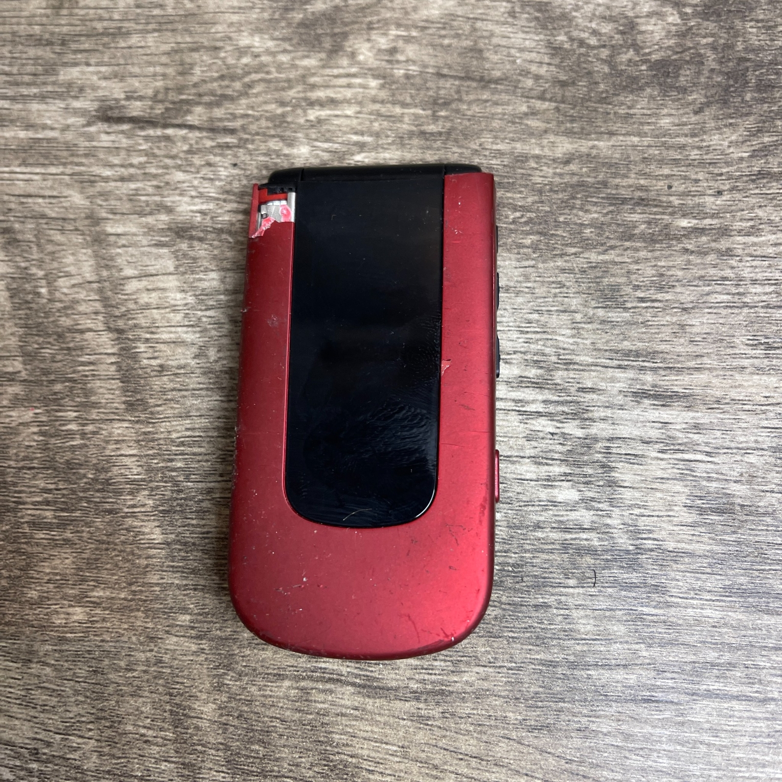 Nokia 6350-1b Red Handheld Micro USB 2″ TFT Screen 2.0 MP AT&T Flip Cell Phone