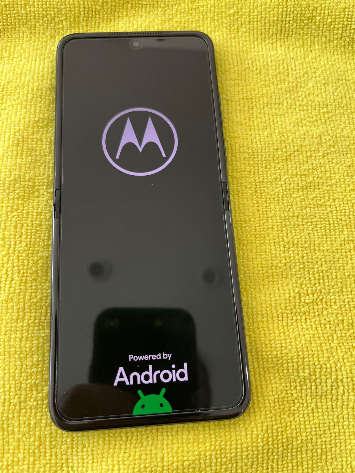 2025 Motorola Razr Blue 256GB Unlocked 9/10 Condition