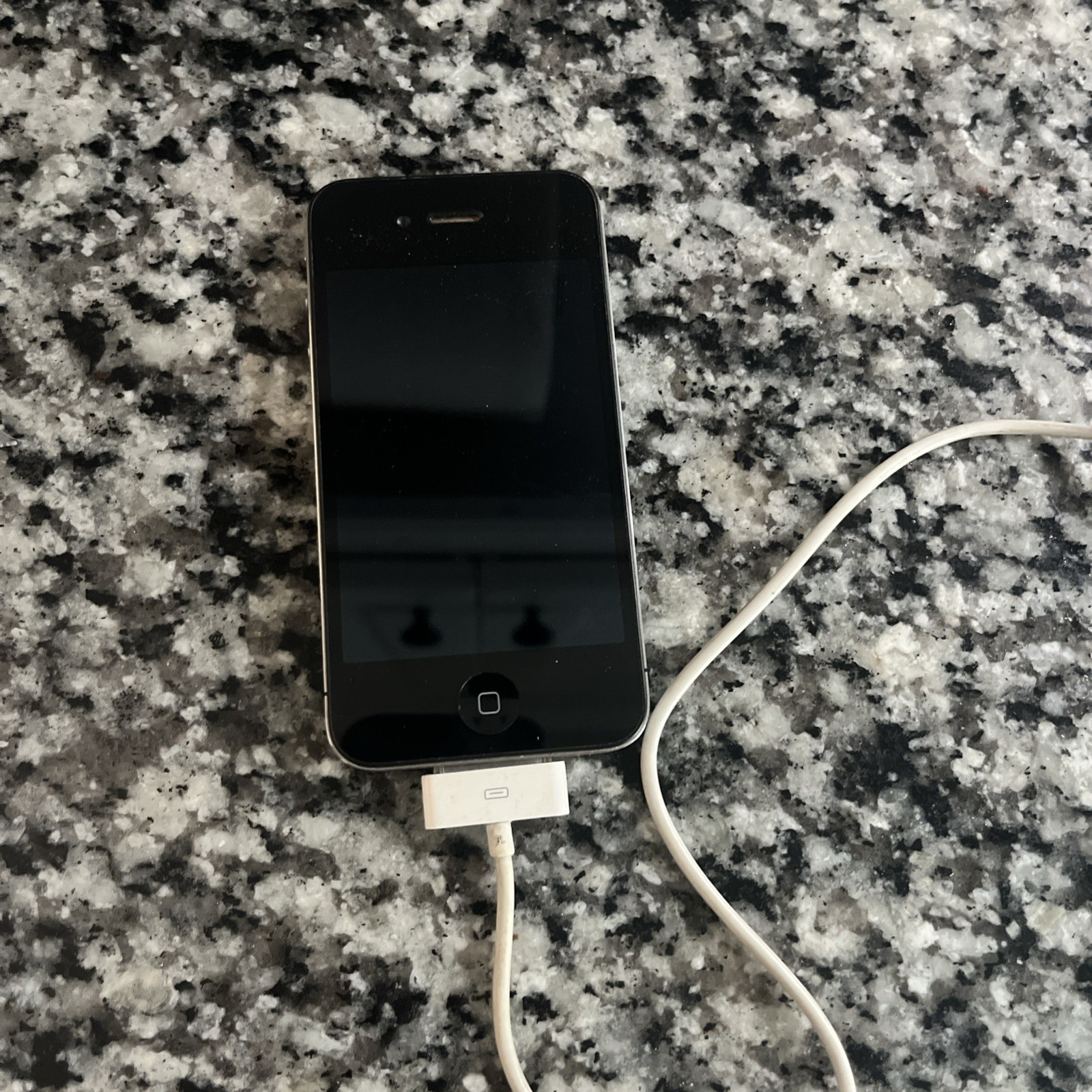 iPhone 4 Black LOCKED AT&T