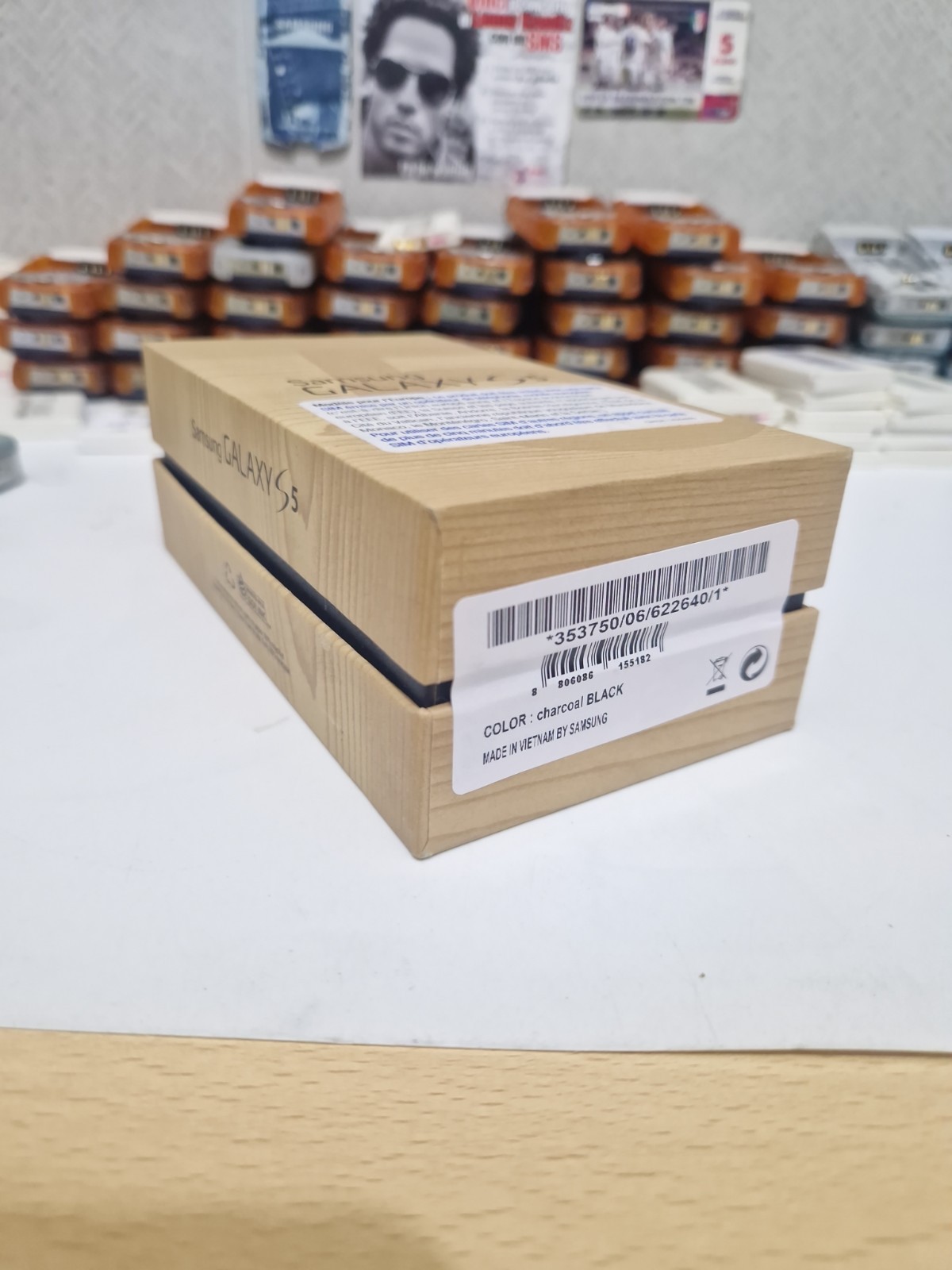 SAMSUNG GALAXY S5 Seald Box SM-G900F New Seald Check Description