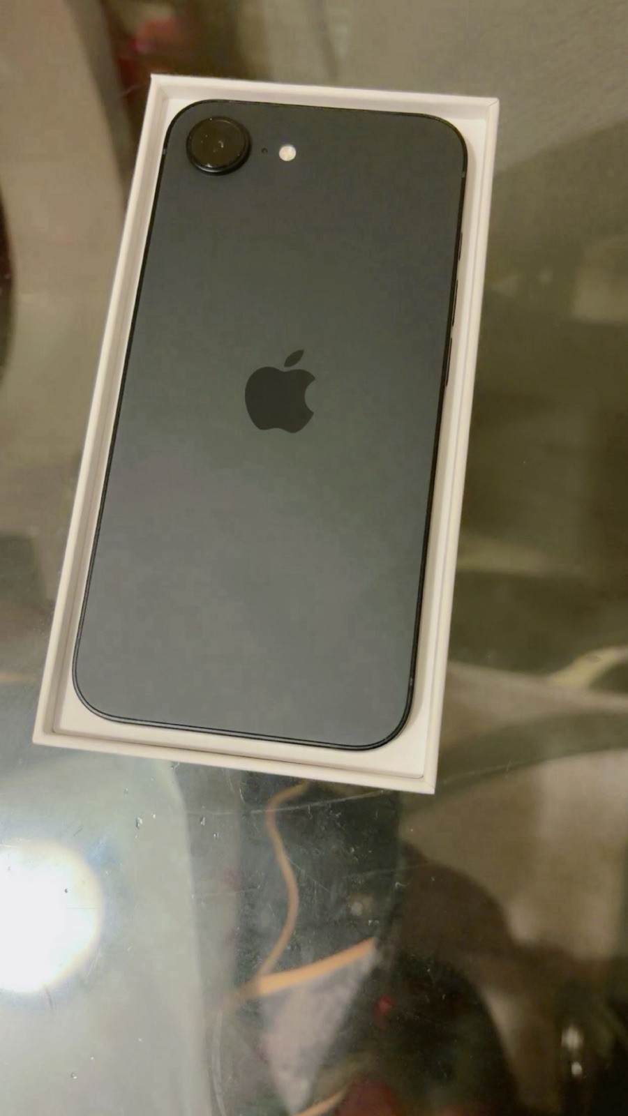 Apple iPhone 17e 256GB Black iOS 48MP USB-C eSIM Unlocked with metro by tv mobil