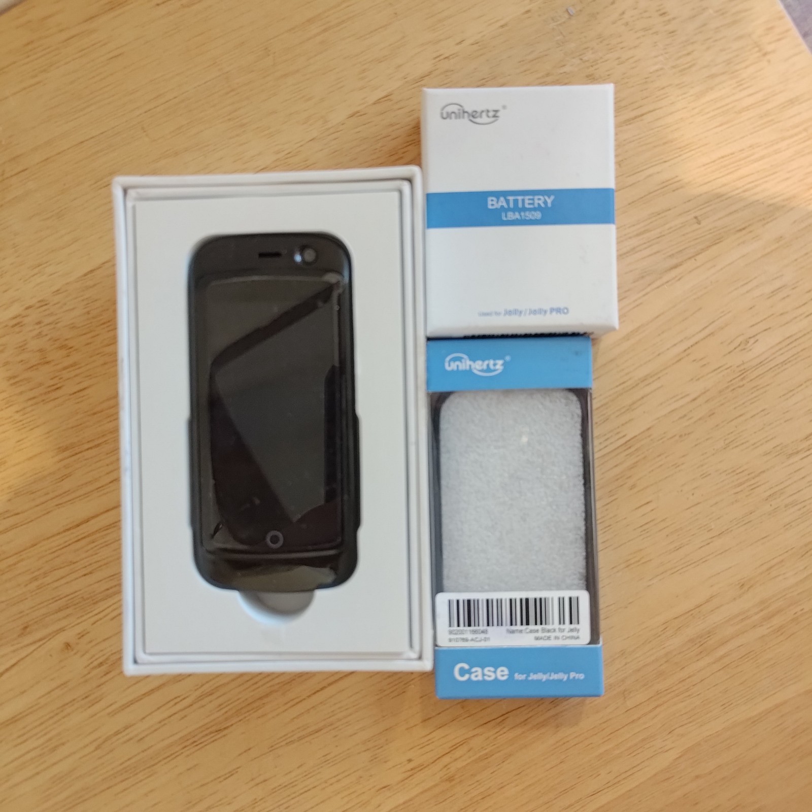 Unihertz Jelly Pro Smallest 4G Android Phone With 2.45” Display 2 GB/16 GB